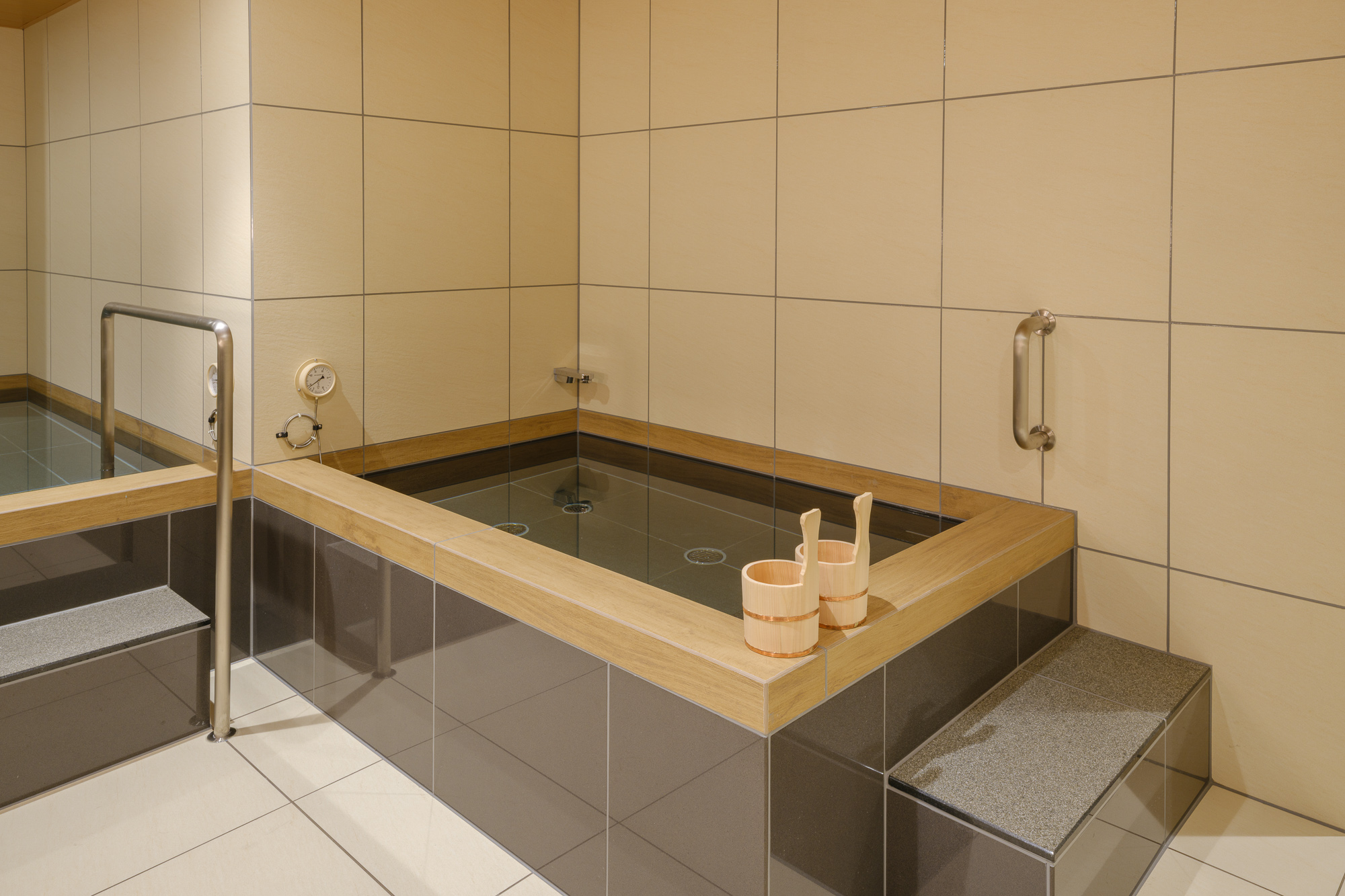 水風呂（女性）