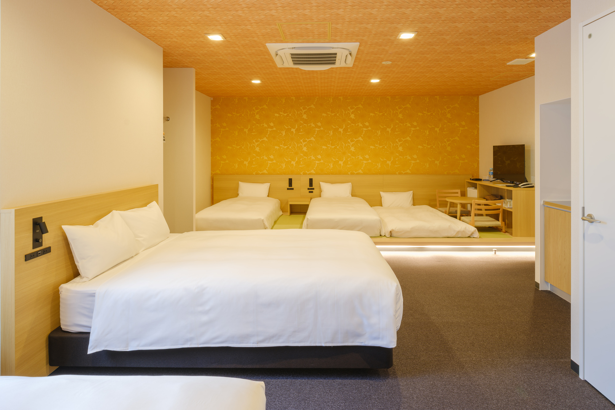 デラックス和モダンフォース（5名利用）