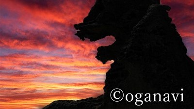 観光地　ゴジラ岩