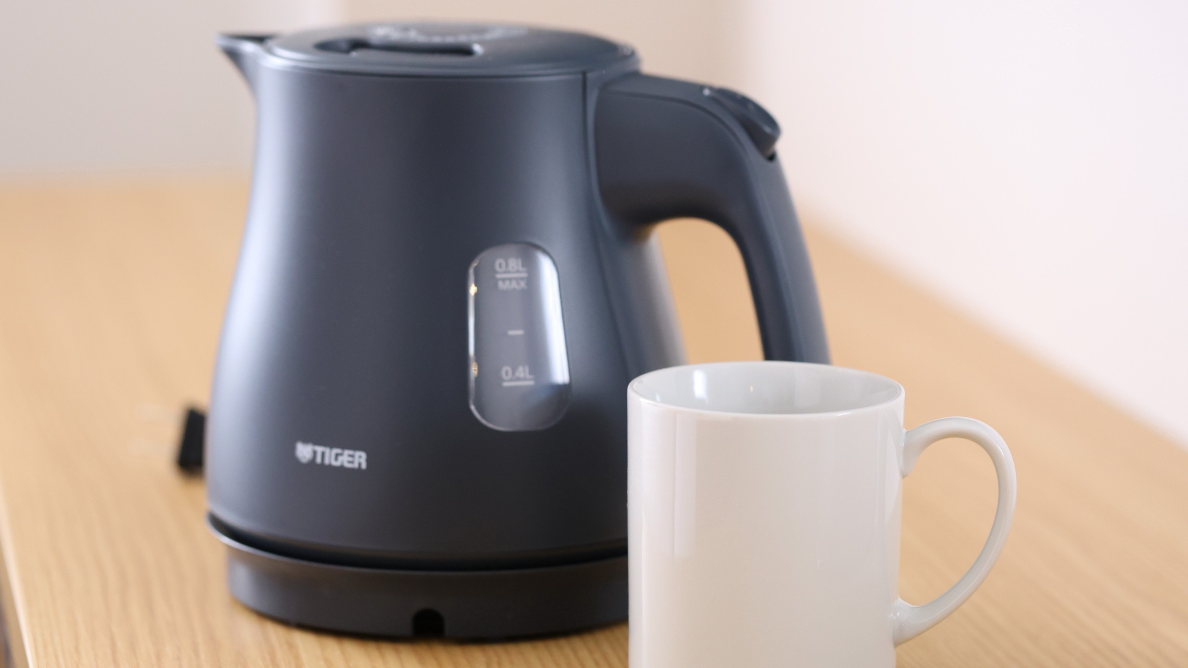 客室　設備・備品・アメニティ　電気ケトル・マグカップ