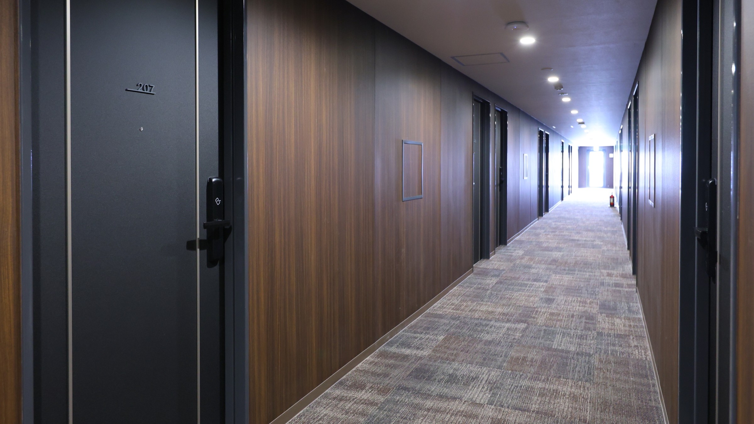 ロビー・フロント・共用部　客室フロア