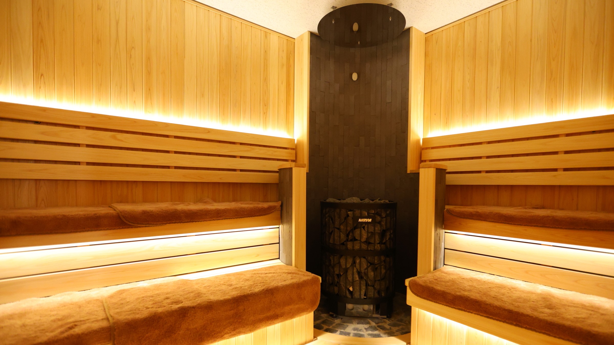 男性大浴場　低温サウナ