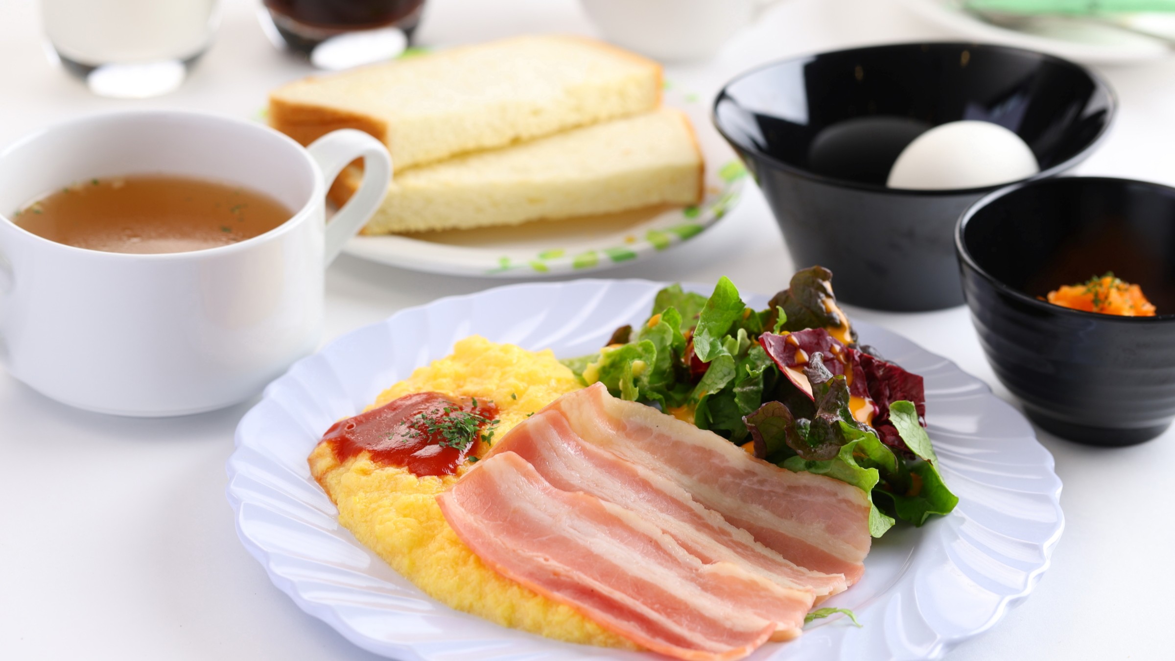 レストラン　日替り朝食（定食スタイル）