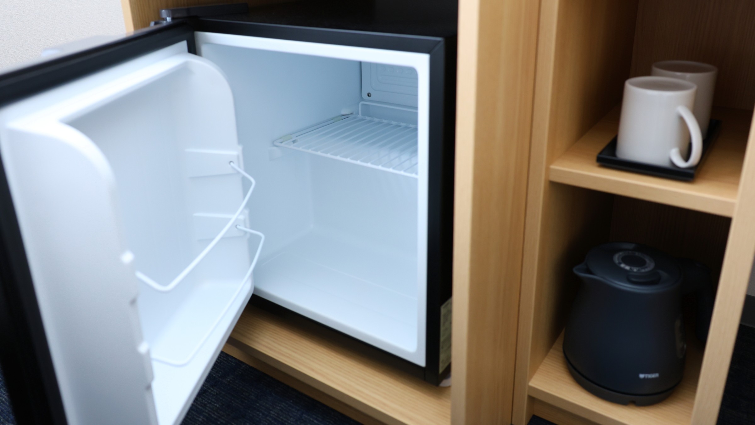 禁煙＞ツイン　冷蔵庫