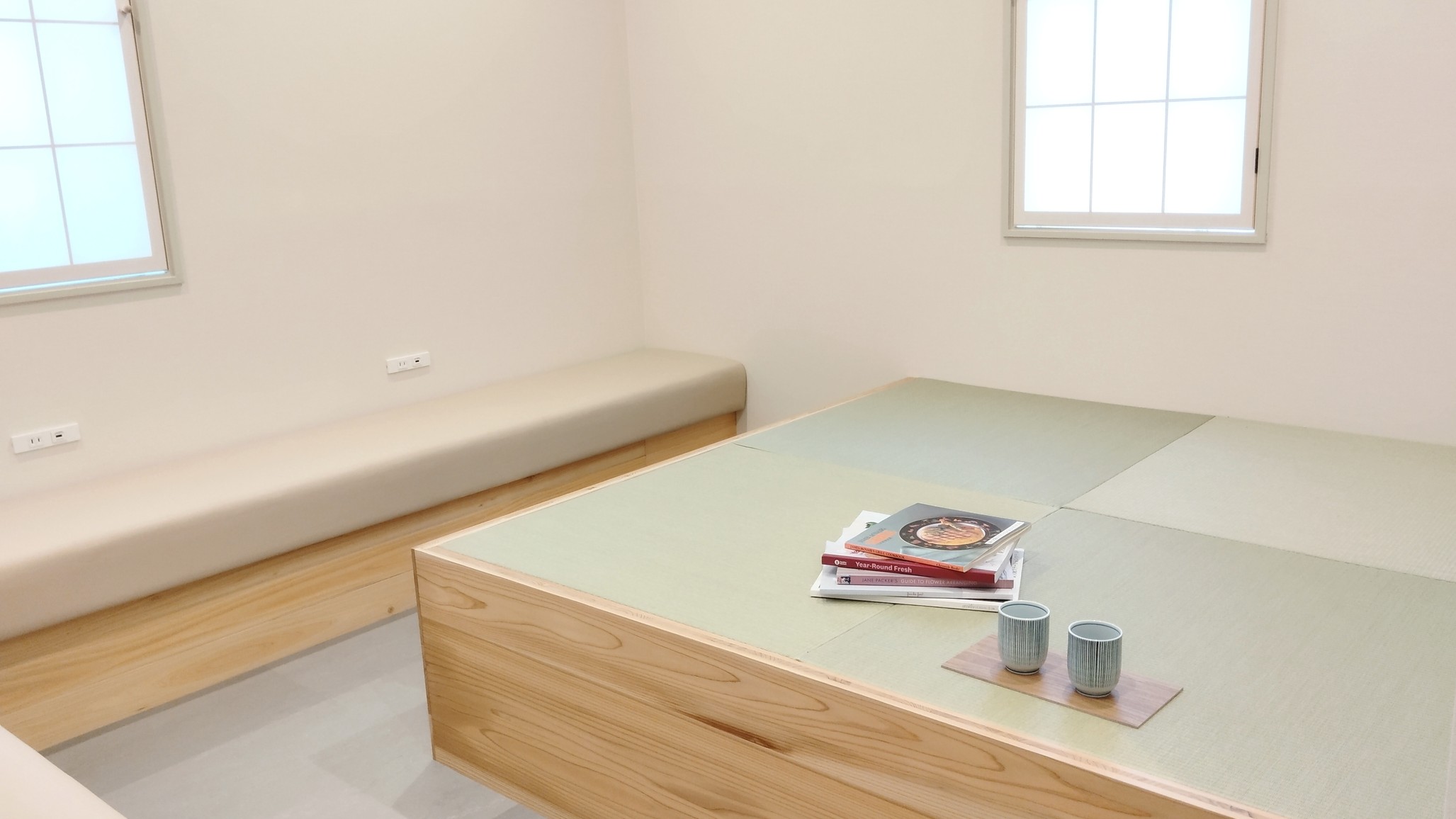 畳コーナーもラウンジにあります