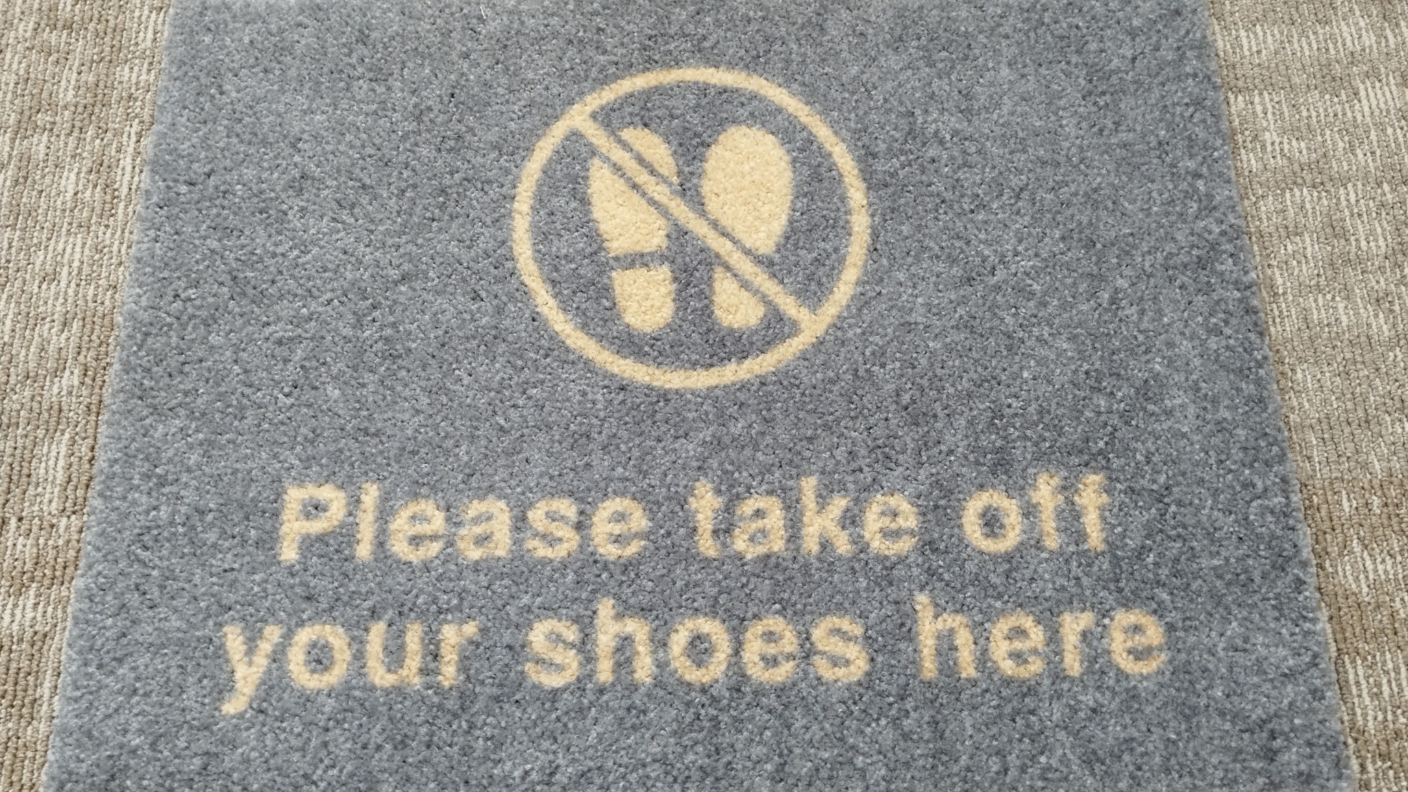 室内は土足禁止で清潔な環境