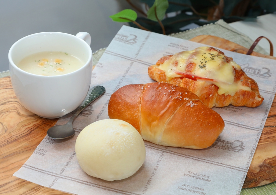 シングルルーム・朝食付き