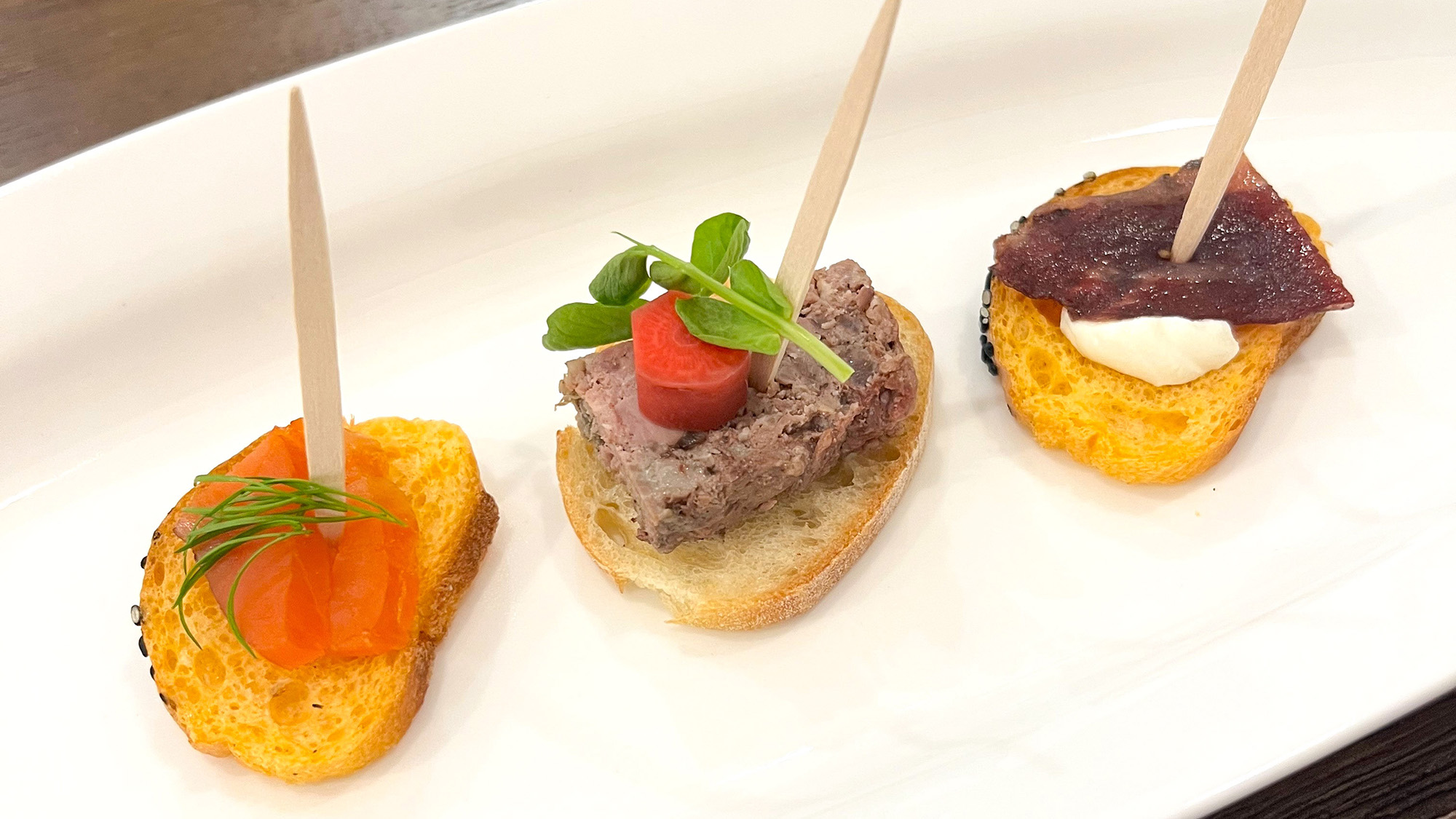 ・【コース料理一例】３種のアミューズ ・ブーシュ