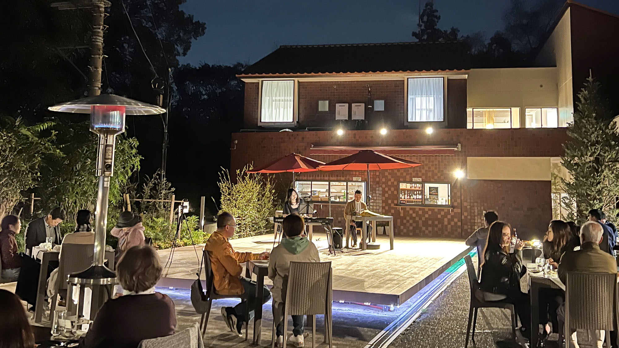 ・【イベント】不定期でイベントを開催しております。人&times;音楽&times;グルメの出会いをお楽しみください