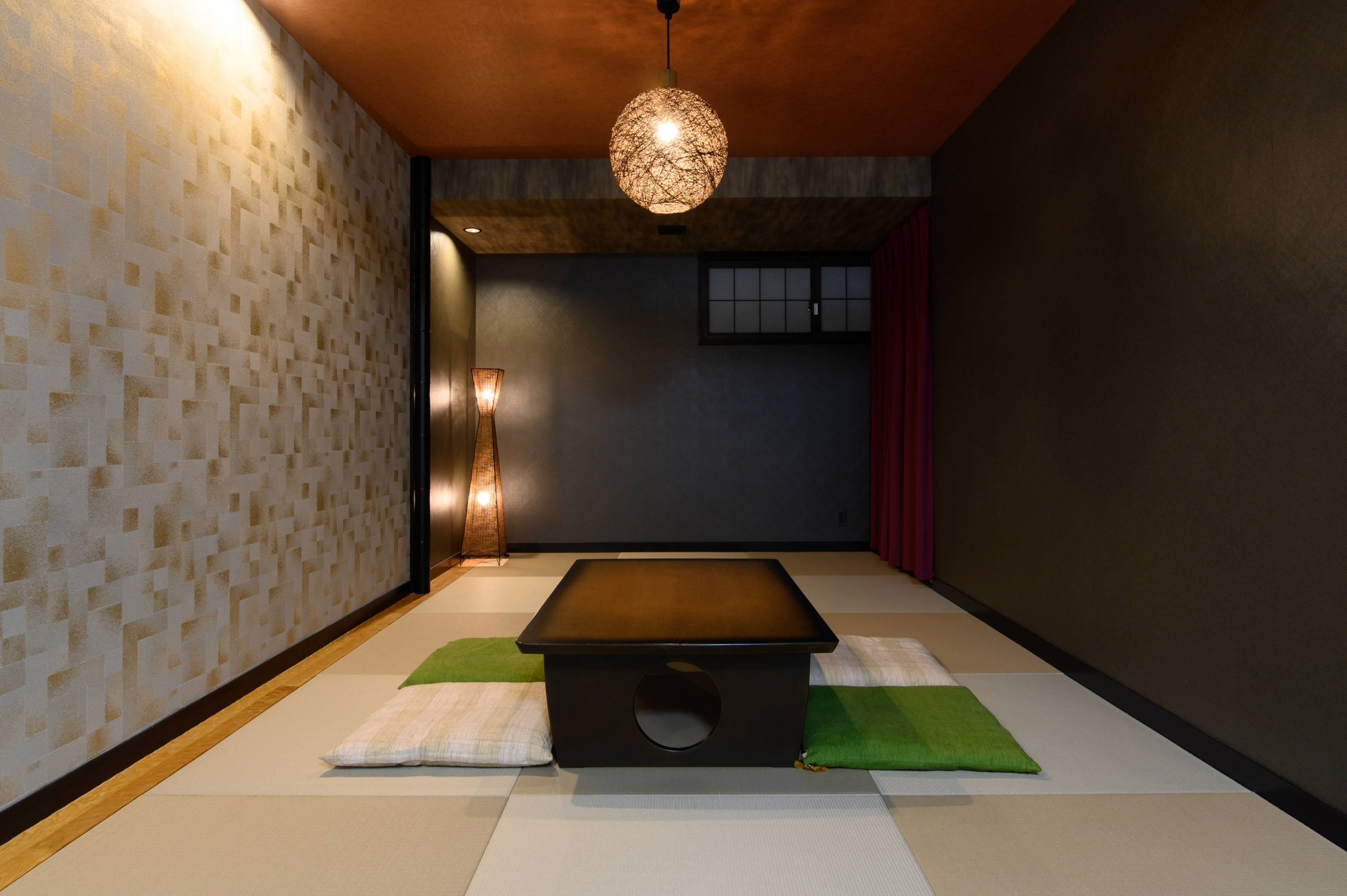 宿の寝室です。