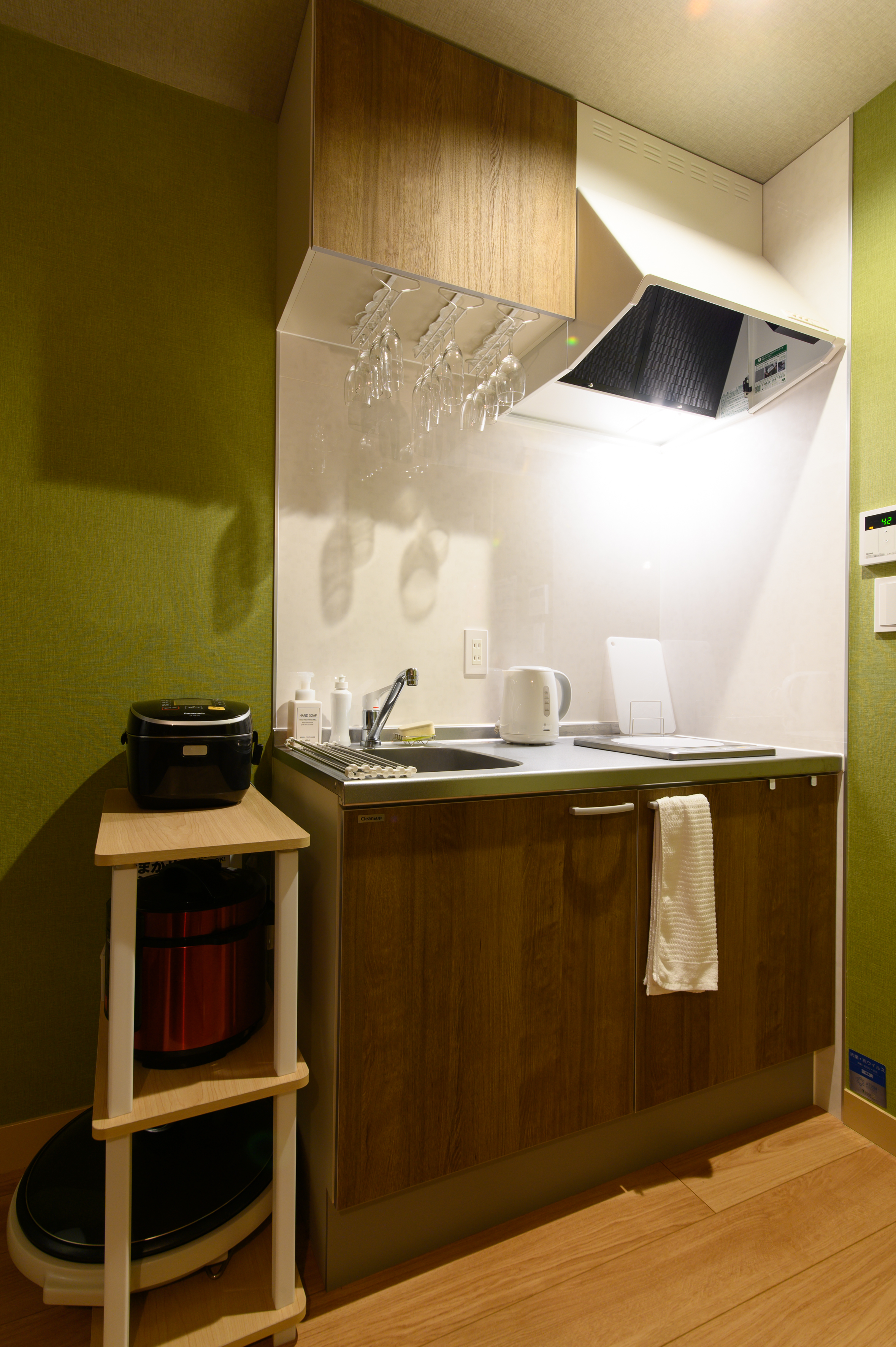 ミニキッチンです。調理器具揃っています！