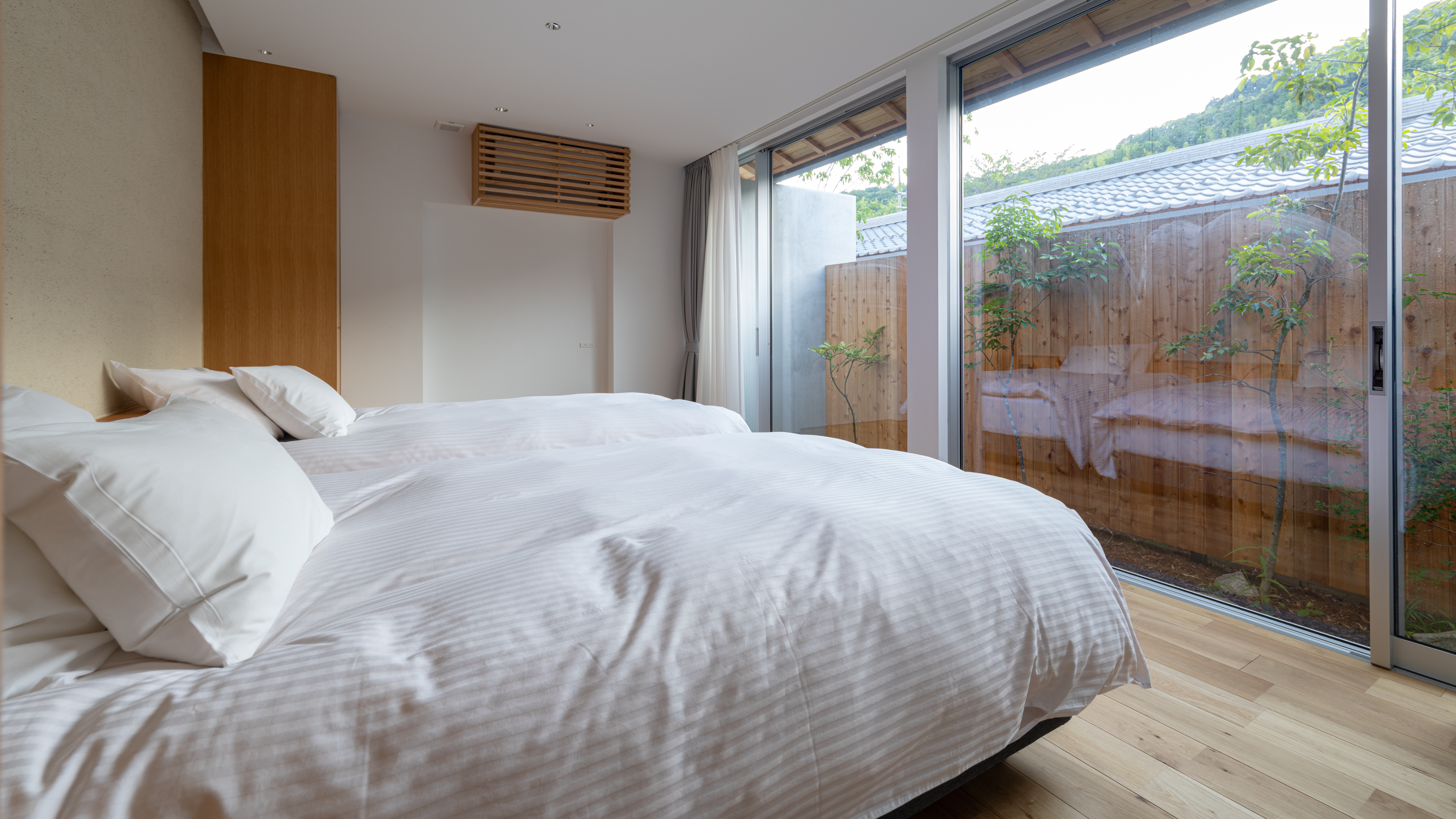 【bliss（ブリス）】天橋立に溶け込むように眠りにつく、ベッドルーム。