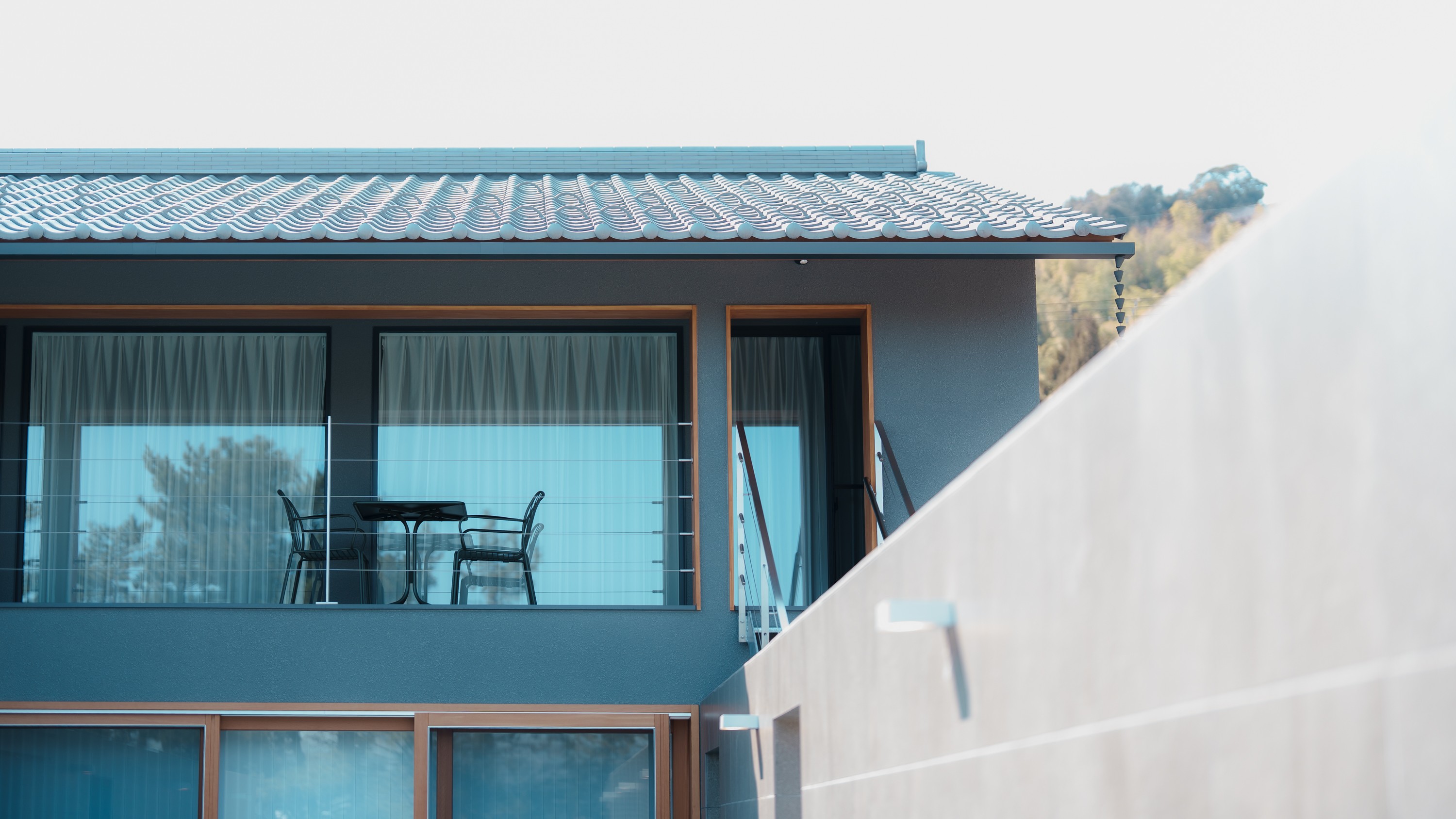 【dawn（ドーン）】2階のテラスからは天橋立と運河を望む。