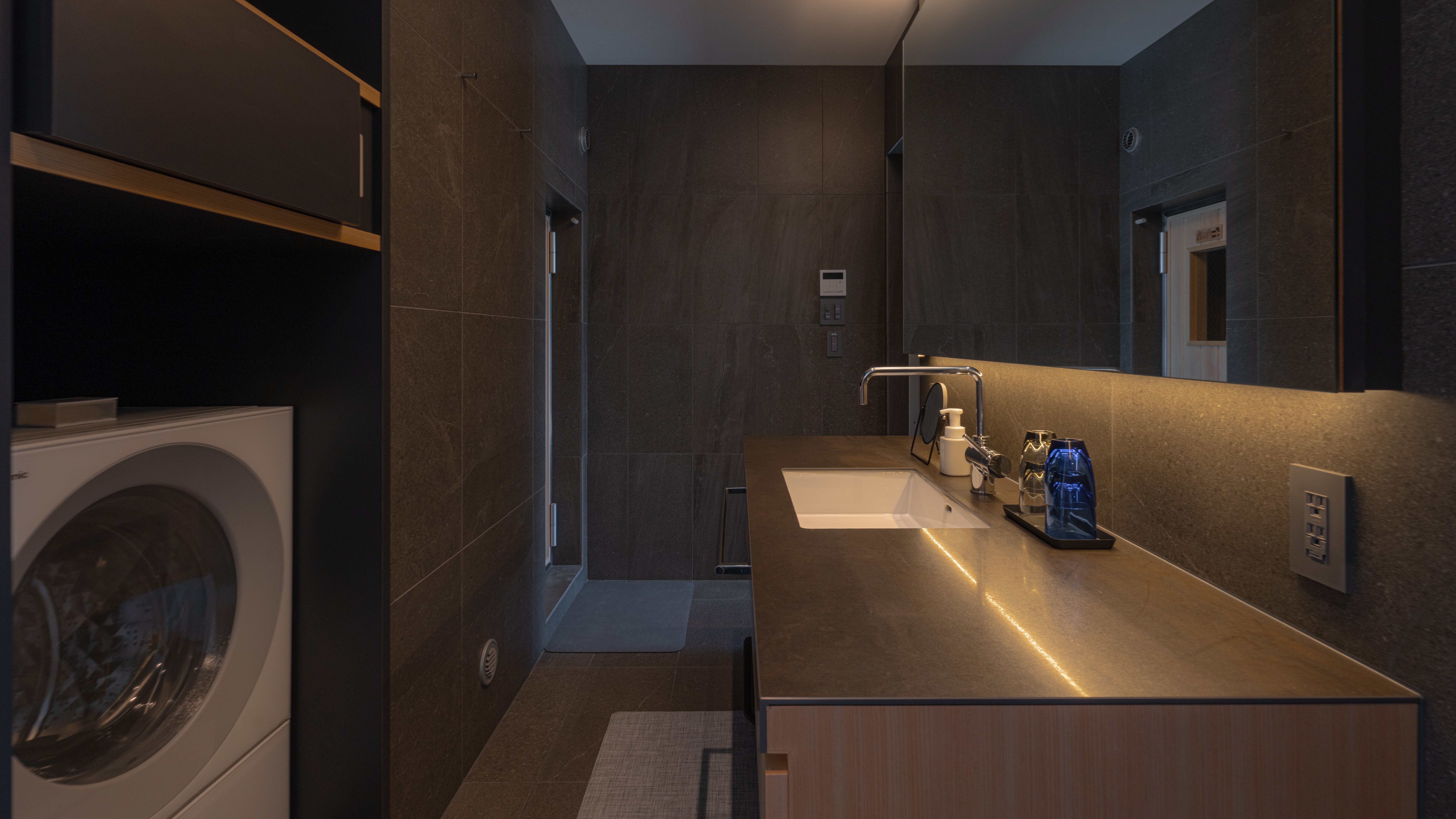 【aeon（エオン）】洗面台