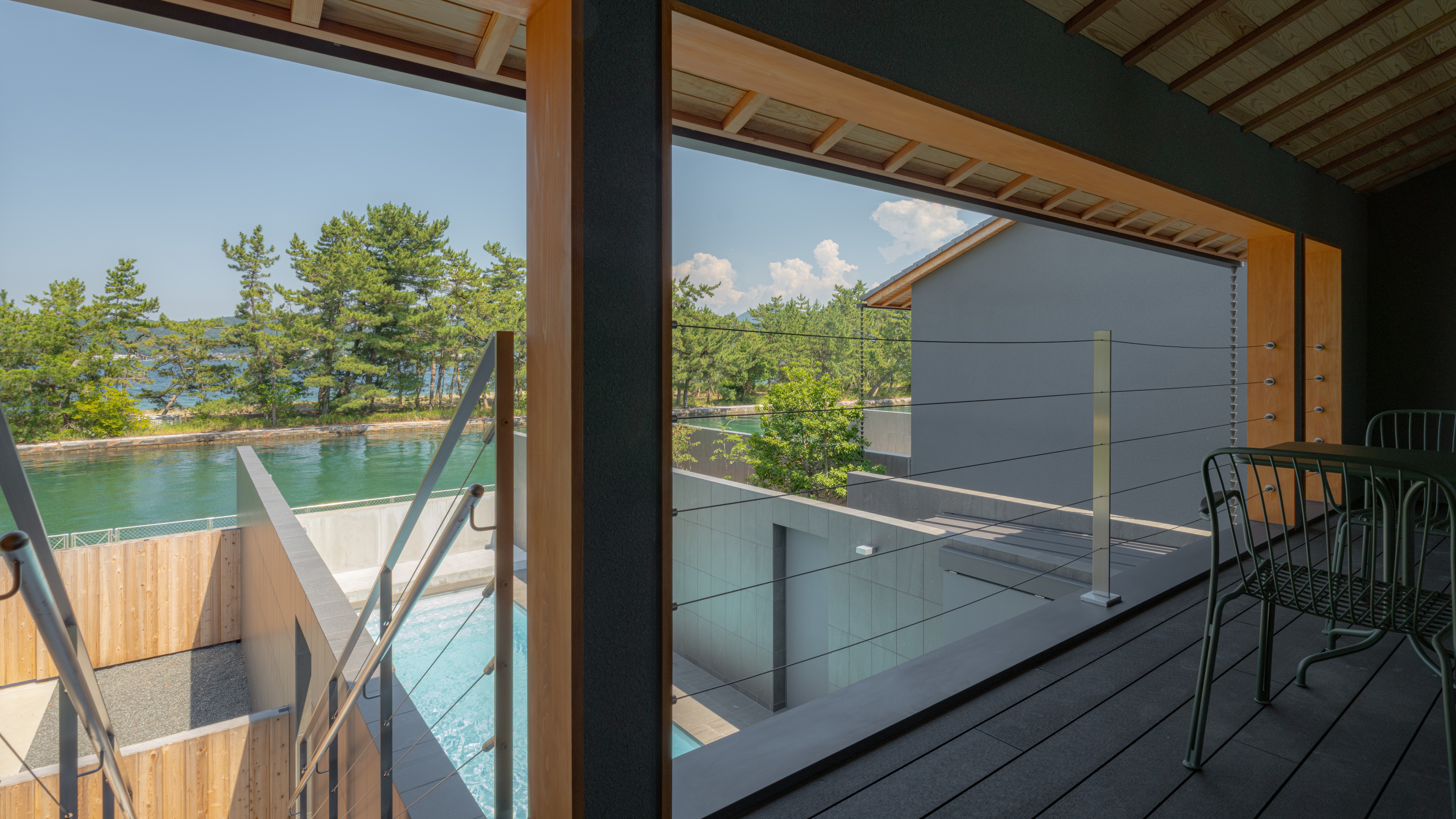 【dawn（ドーン）】天橋立と運河を望むテラス。