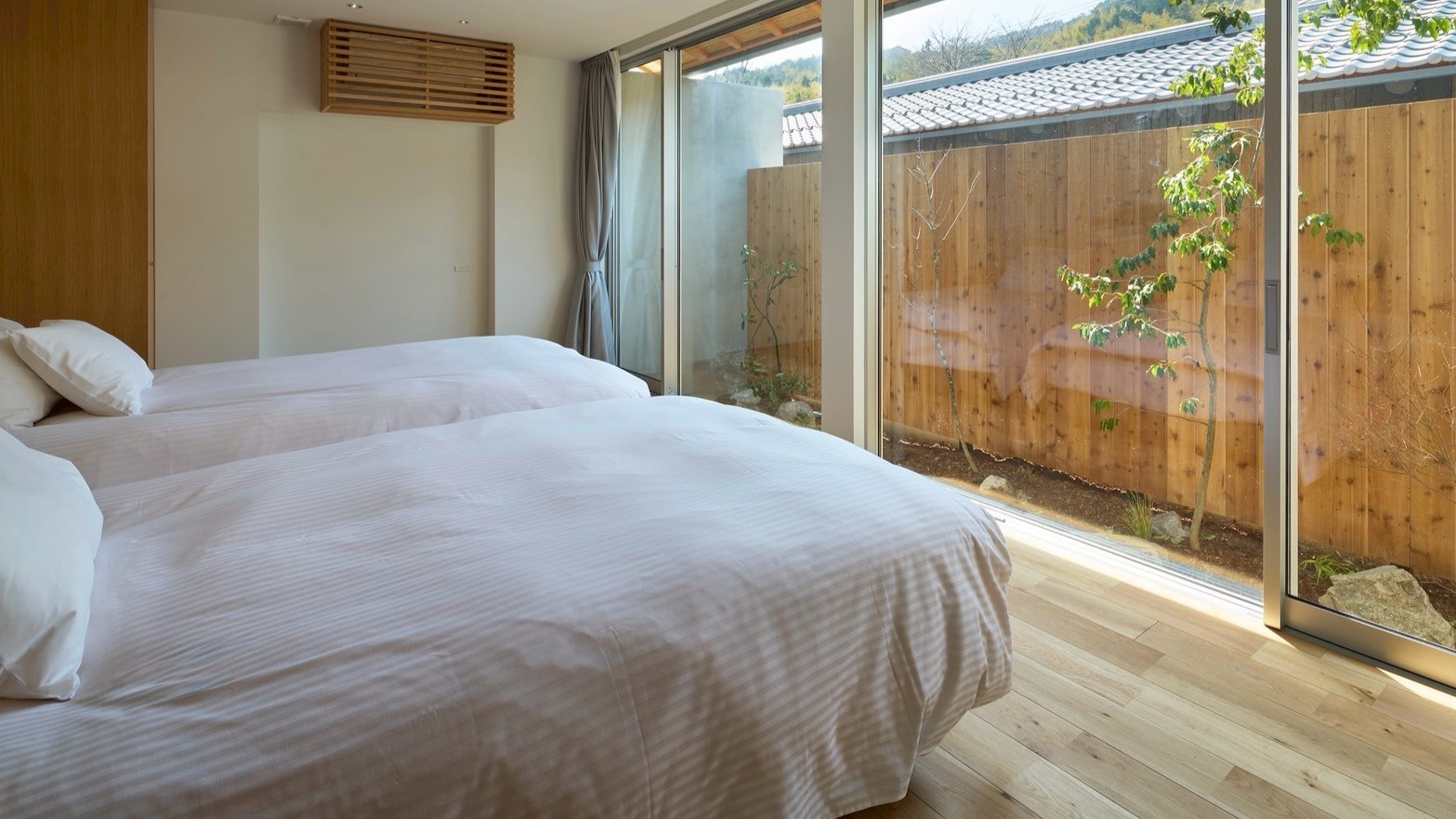 【bliss（ブリス）】天橋立に溶け込むように眠りにつく、ベッドルーム。