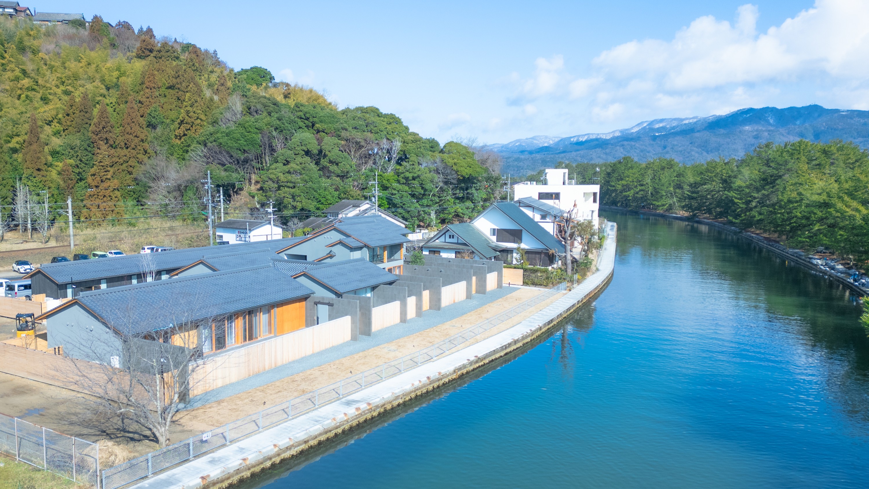 【周辺の景色】天橋立の運河沿いで、非日常の情景を味わう。