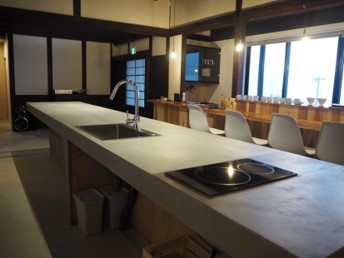 センターテーブル