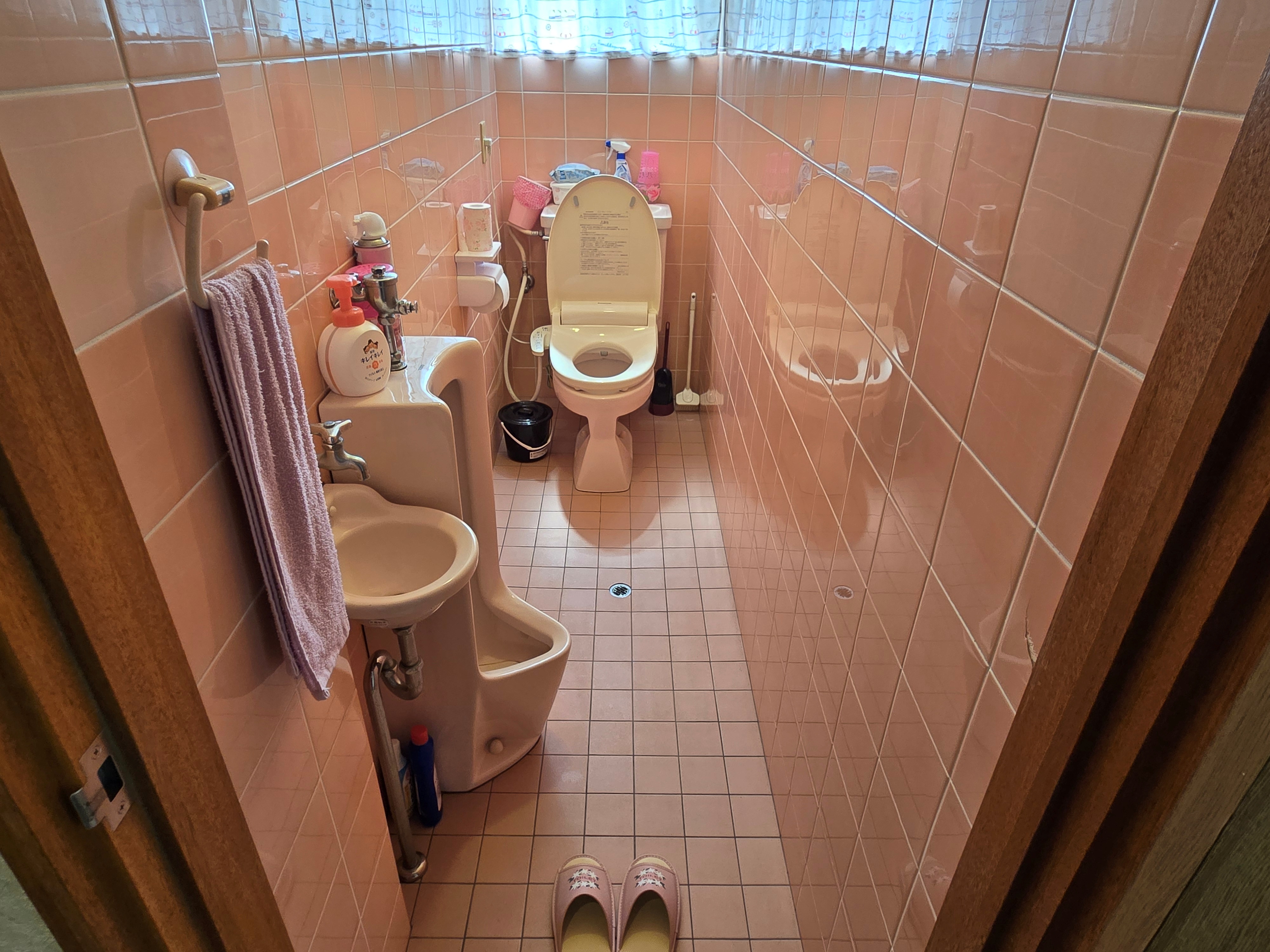 トイレ(ウオッシュレット)