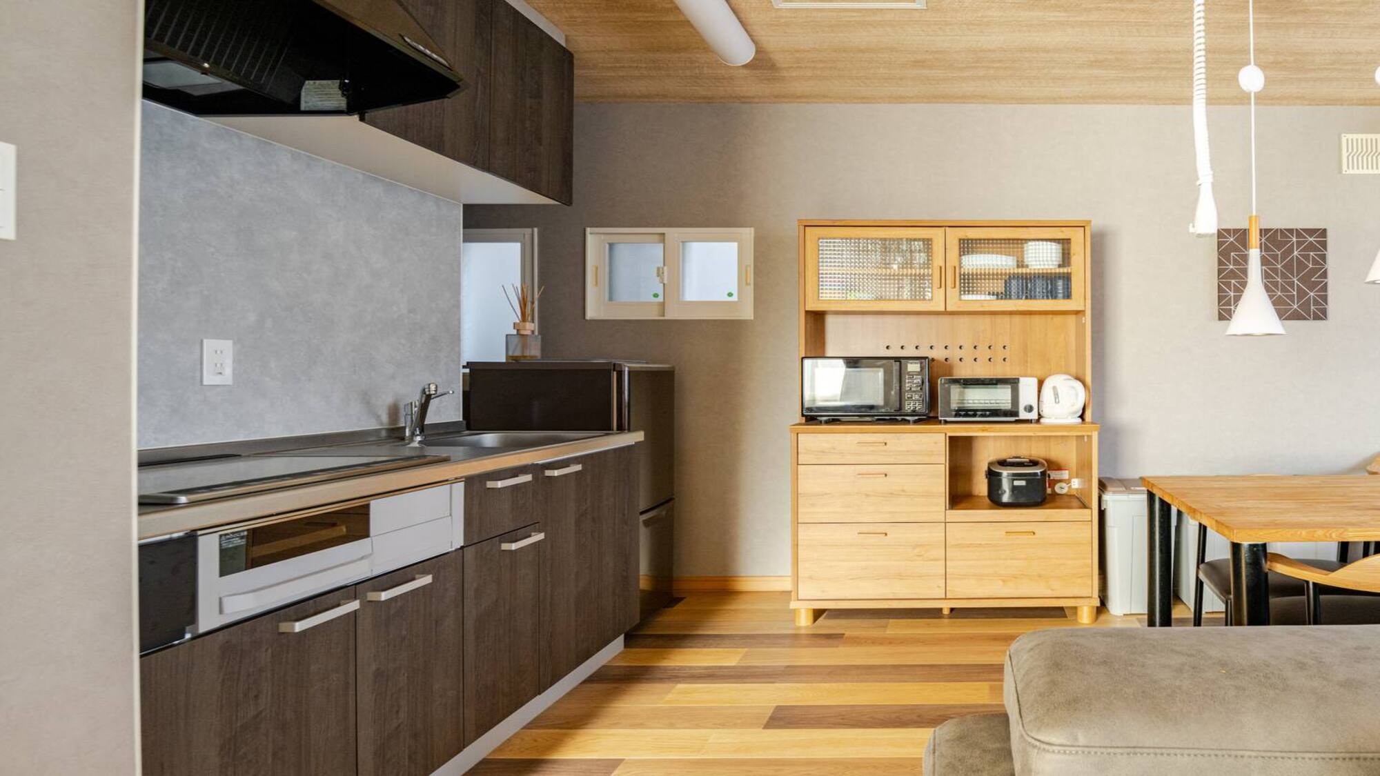 広々としたキッチンで料理も楽しくなります♫