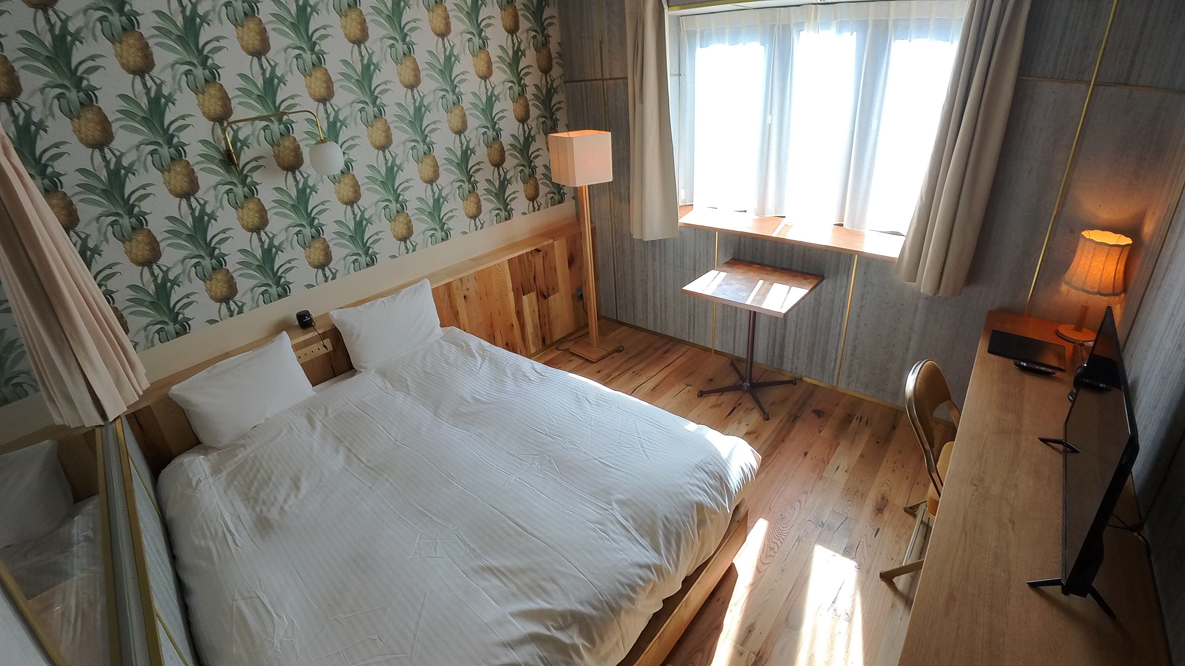 STANDARD（クイーンベッド&times;1台）