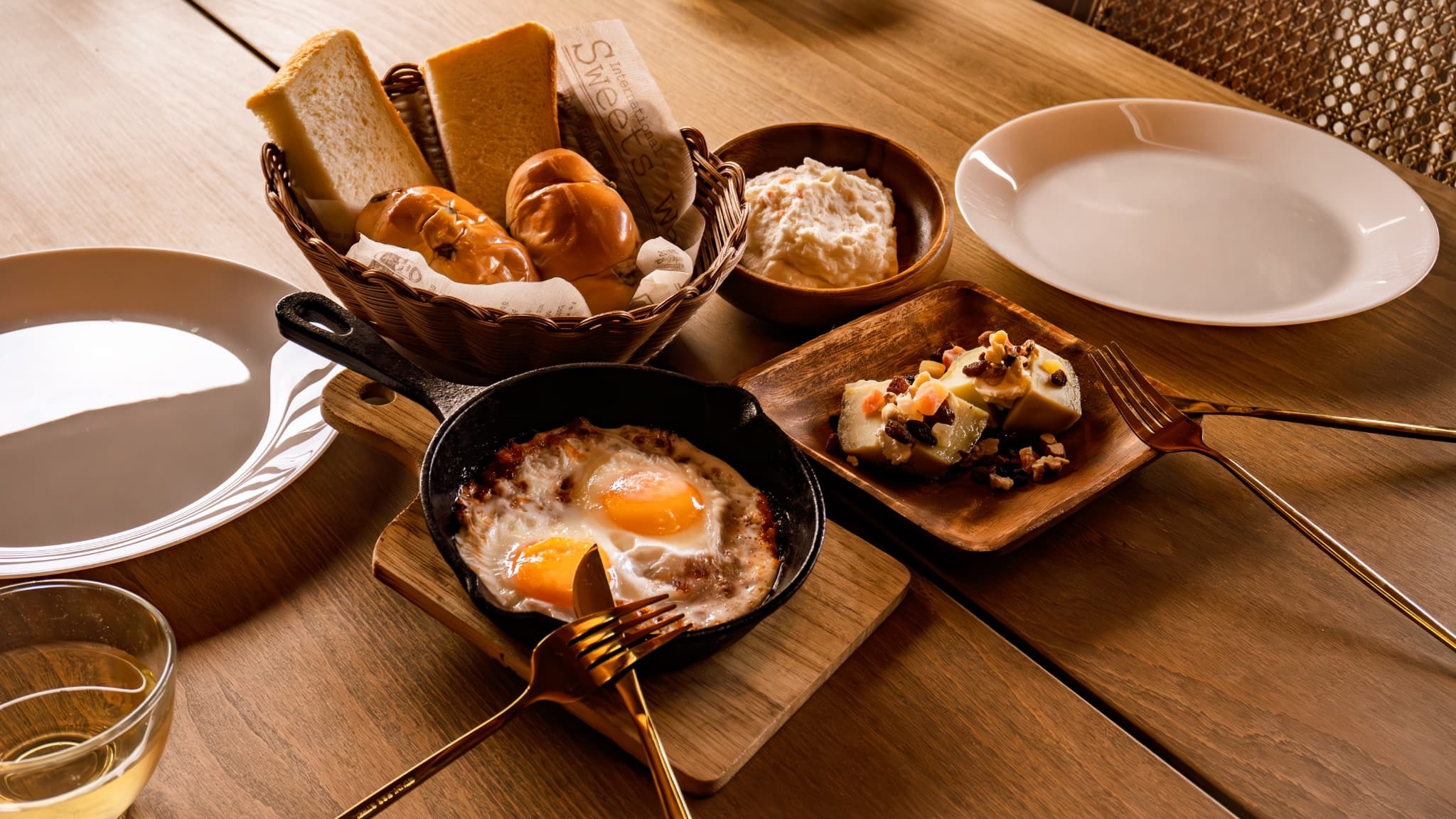 STAY x BREAKFAST