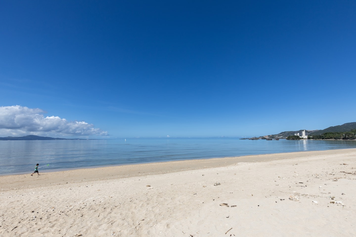 施設から徒歩10分。知る人ぞ知る穴場のプライベートビーチ♪