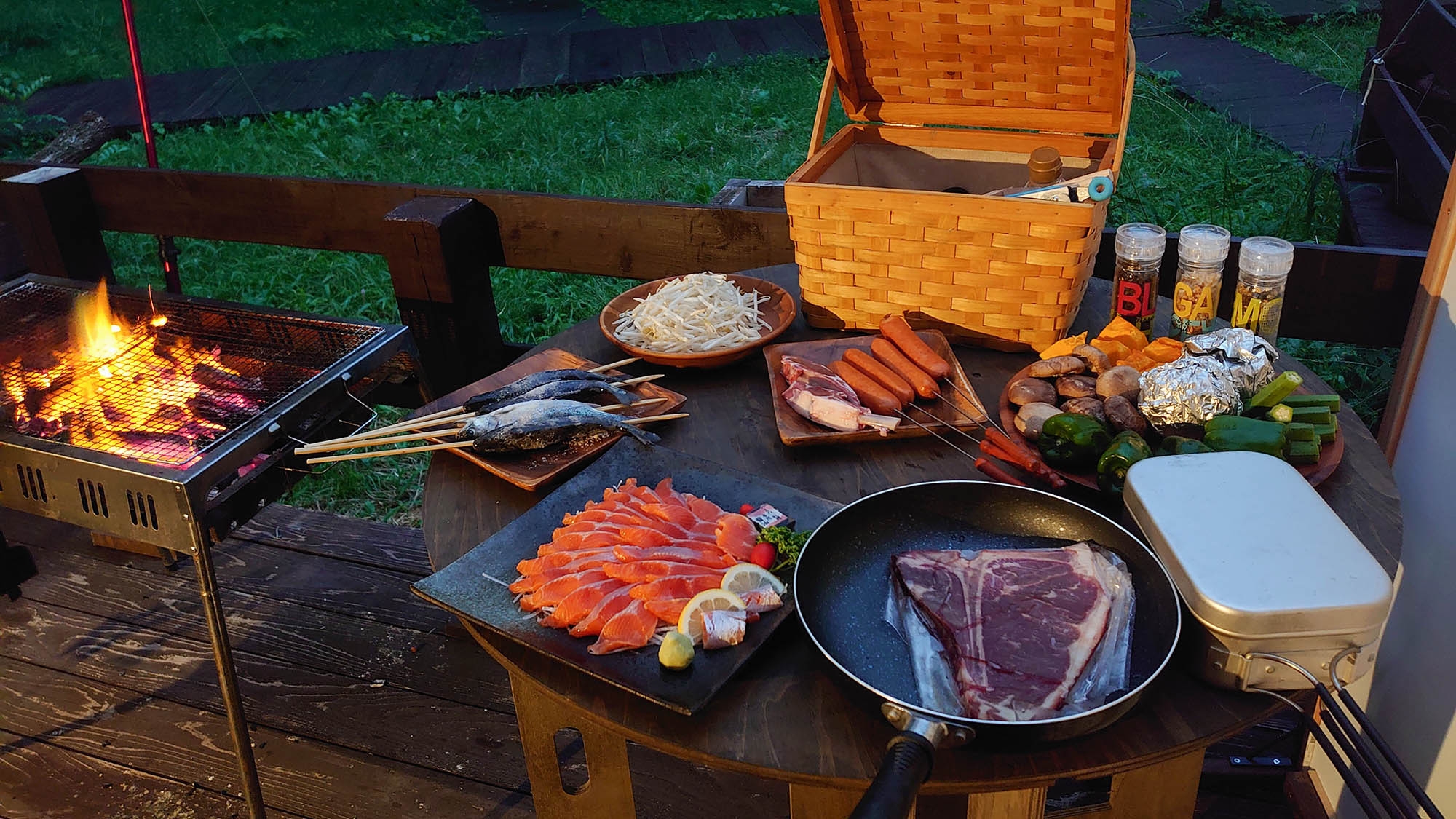 【夕食BBQ付き】地産地消のこだわり食材を堪能♪大自然の中で楽しむグランピング！＜ペット連れ可＞