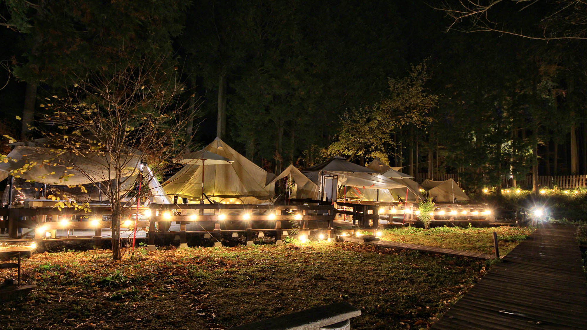 ・【上質なキャンプ】テントの用意不要！気軽にグランピングをお楽しみいただけます