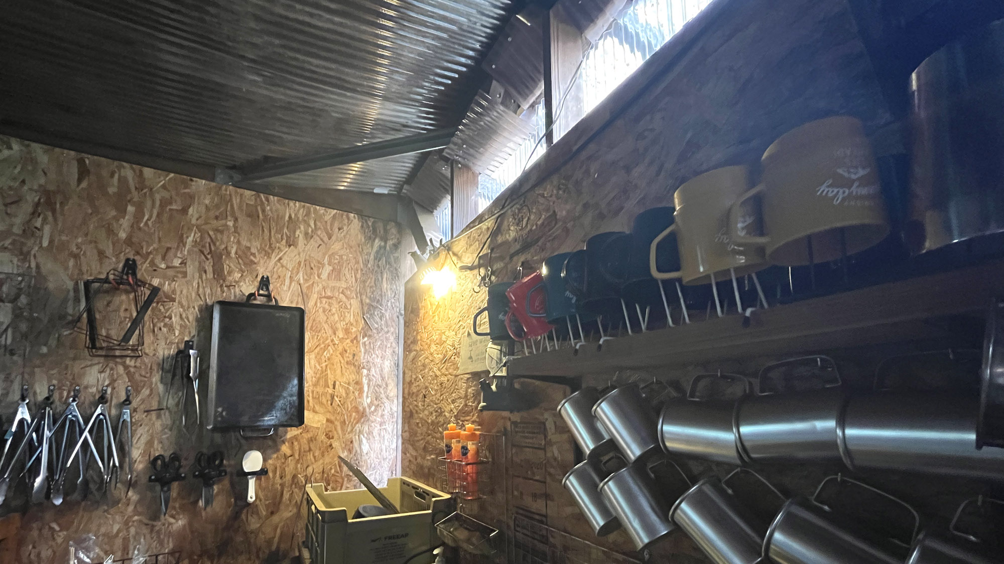 【施設_共用スペース】お気に入りのマグカップで乾杯♪