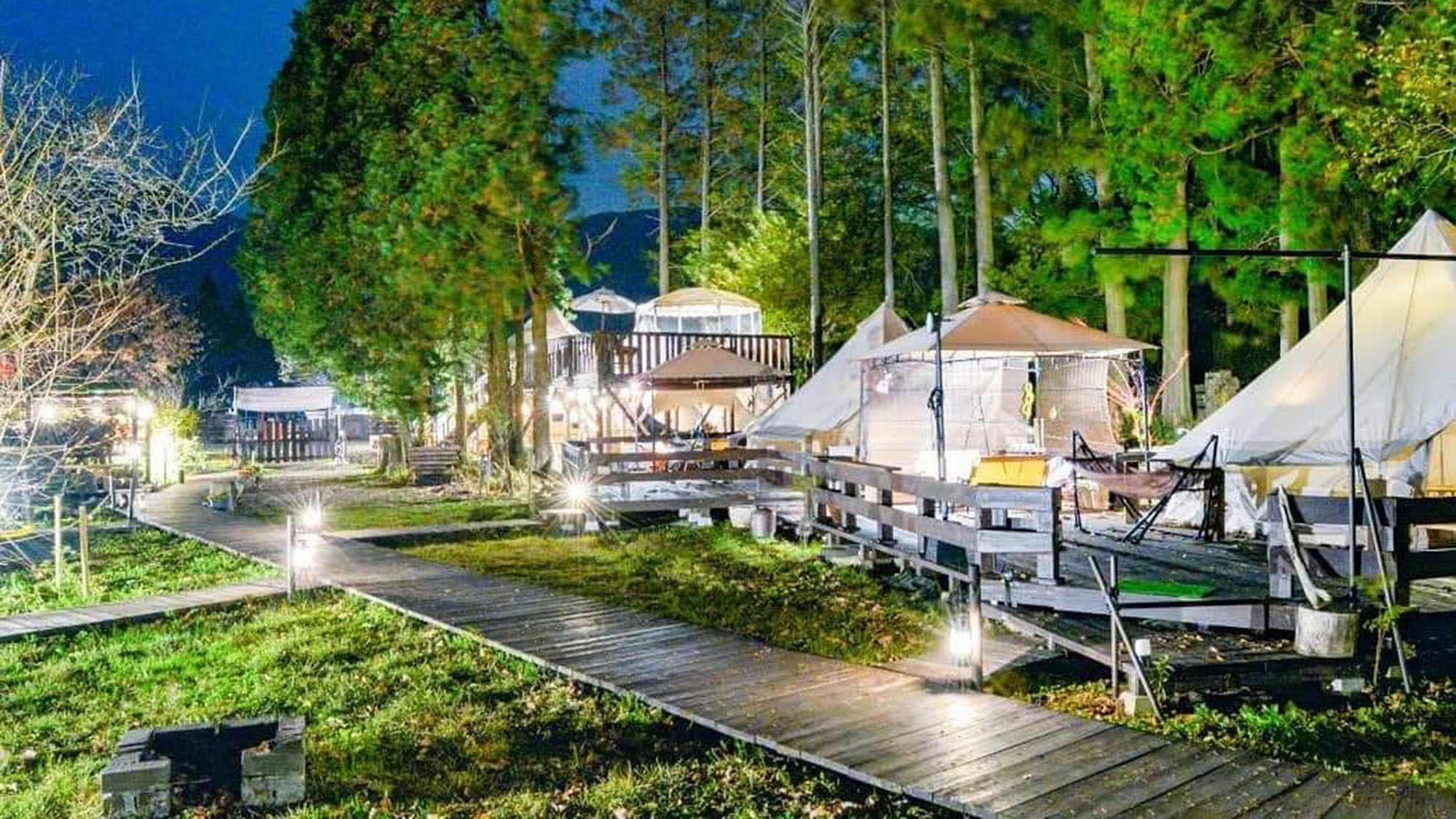 ・【上質なキャンプ】プライベート感重視！各テントは程よい距離感で設置されています