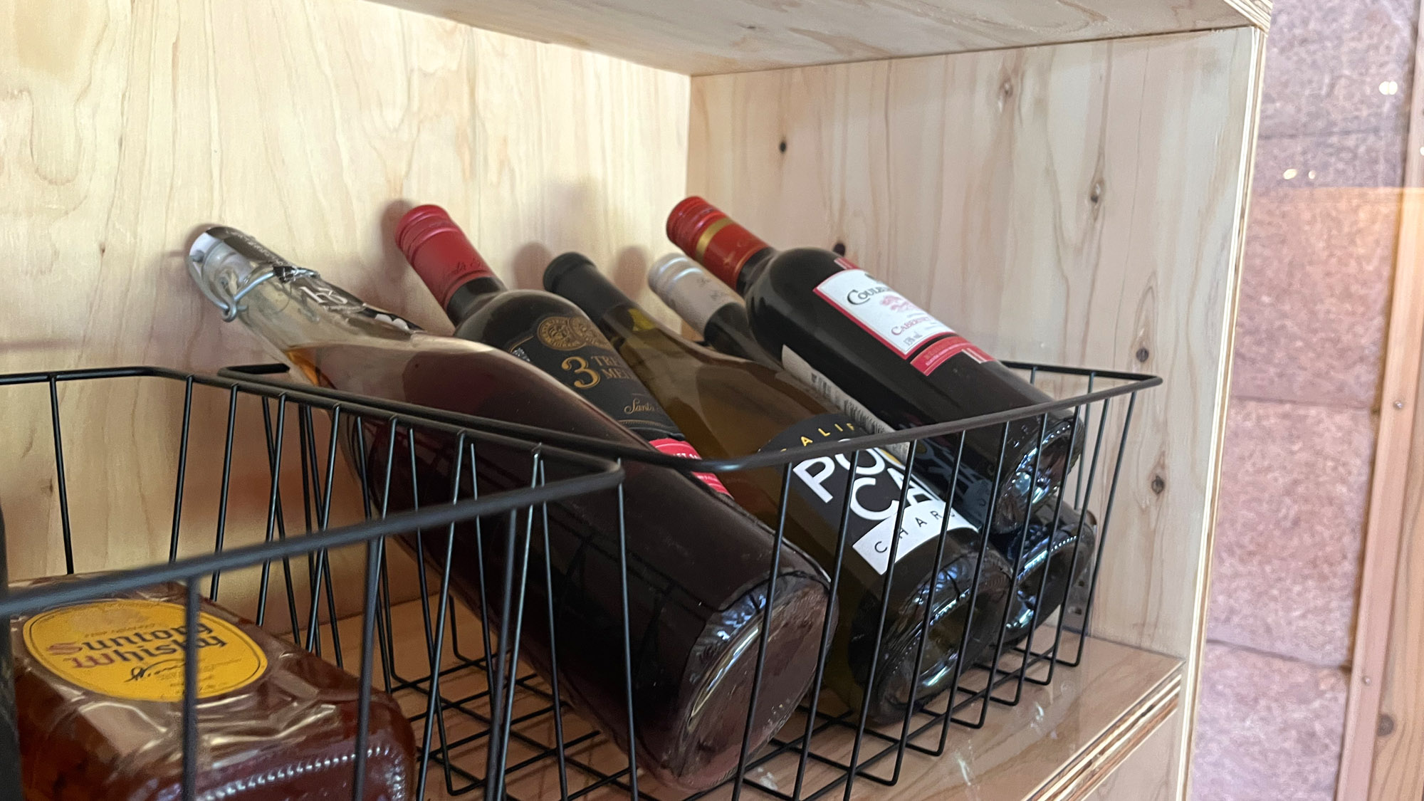 【施設_カフェ】お酒も取り扱っています