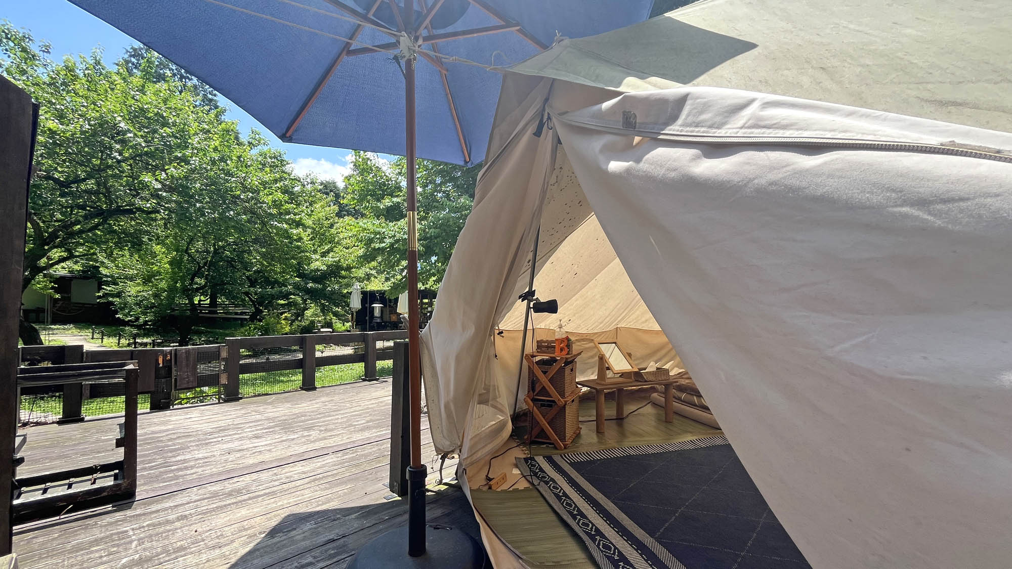 【客室_20㎡テントB】〈ミニドッグラン付〉豊かな緑でリフレッシュ