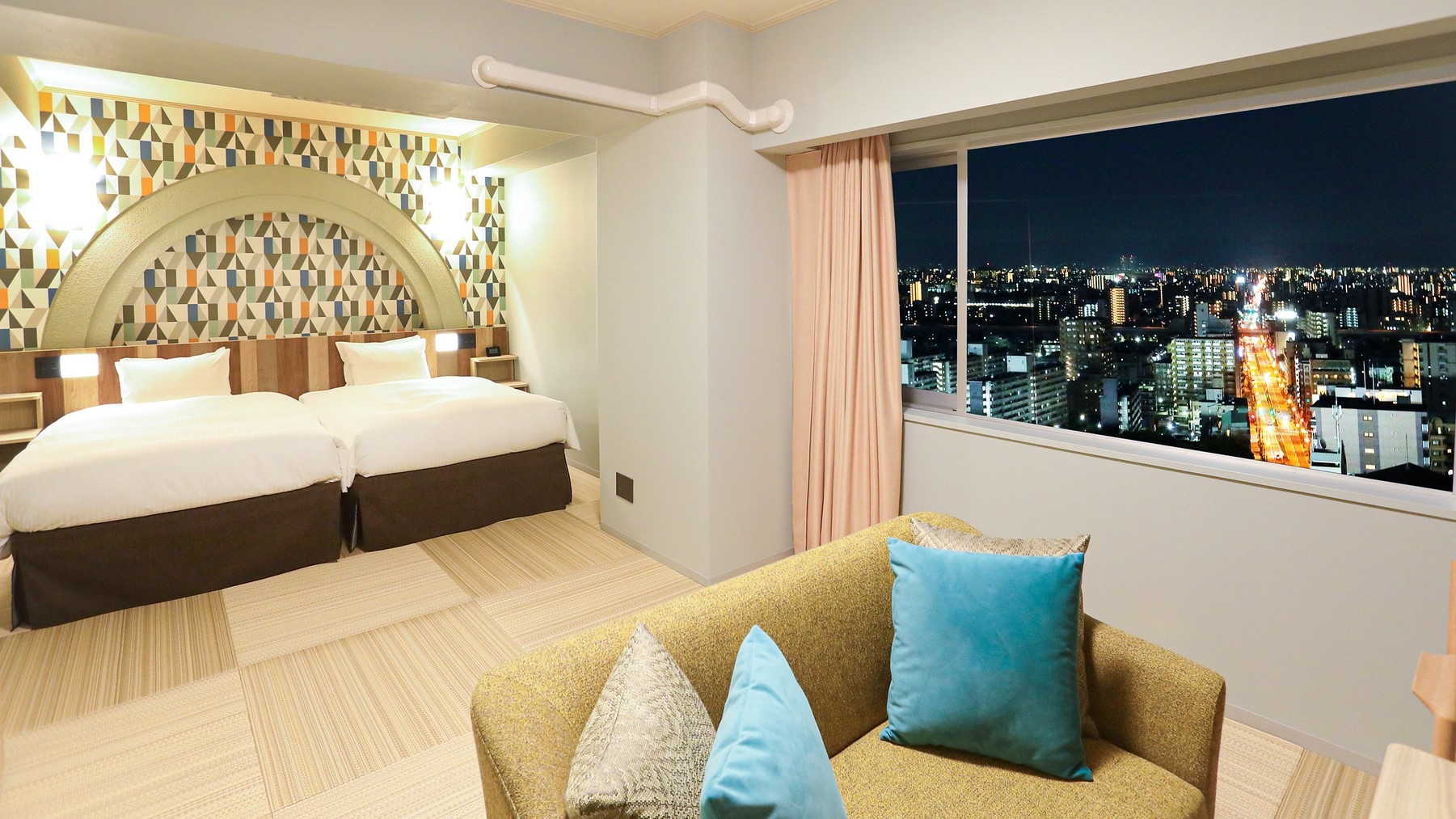 【お部屋タイプ限定＆18階以上の高層階確約】ベイエリアの夜景を一望できる大阪STAY【朝食付き】