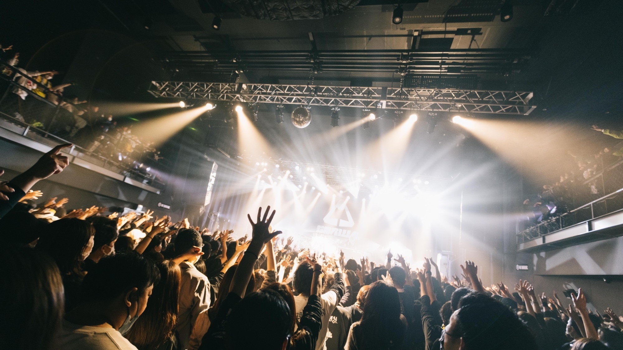 【ゴリラホールコラボ】ライブで使える特典付き【朝食付き】