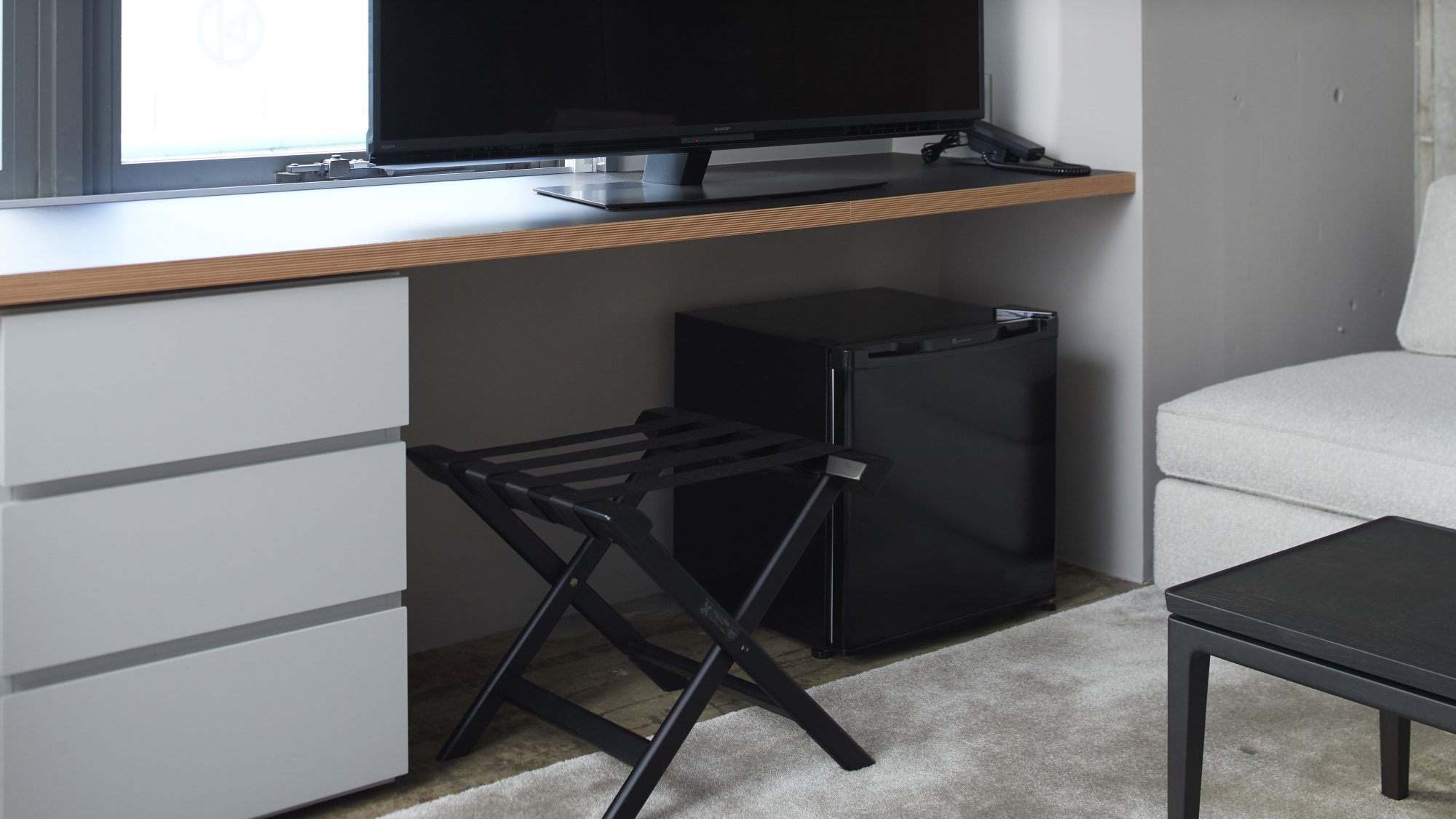 お部屋備品・アメニティー　冷蔵庫