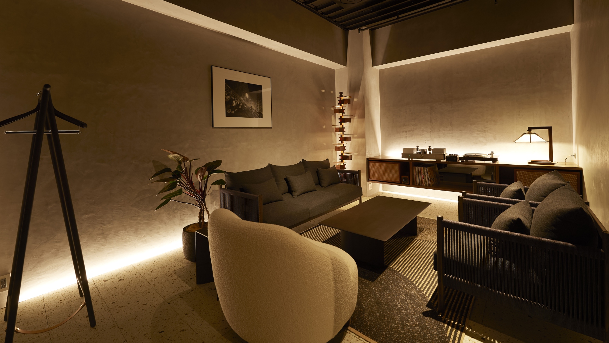 3Fラウンジ・個室サロン