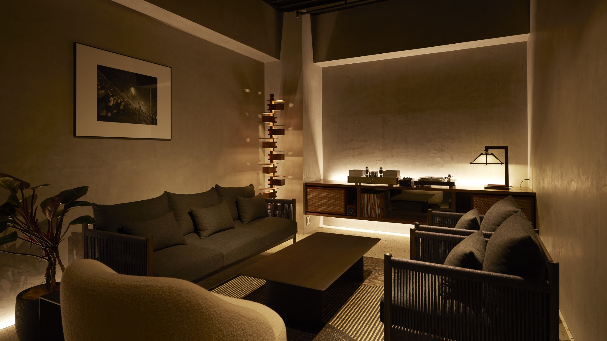 3Fラウンジ・個室サロン