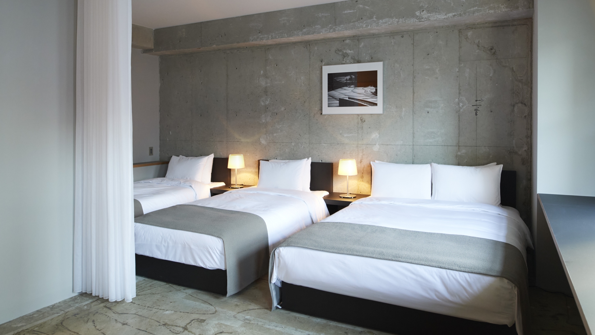 デラックストリプル