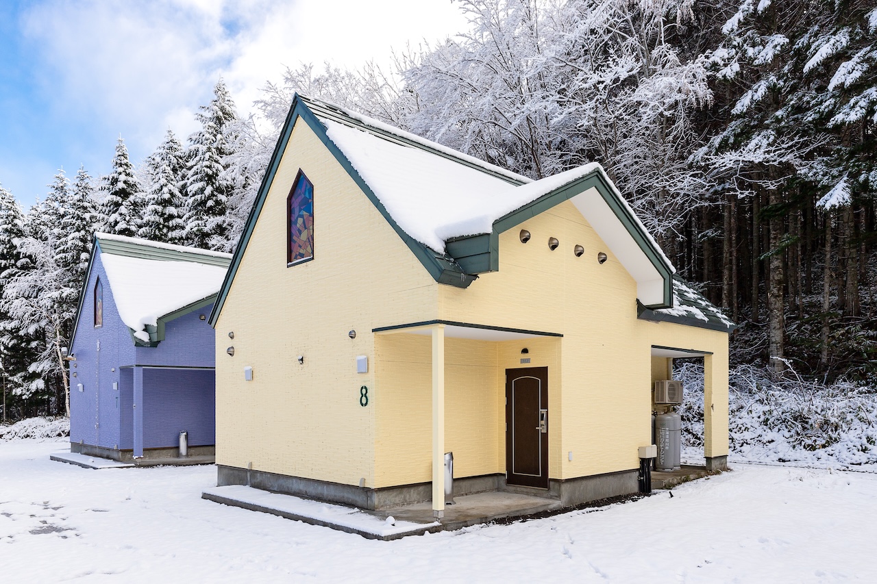 RoomNo：8　Red　DXツインルーム＋ソファベッド　57㎡