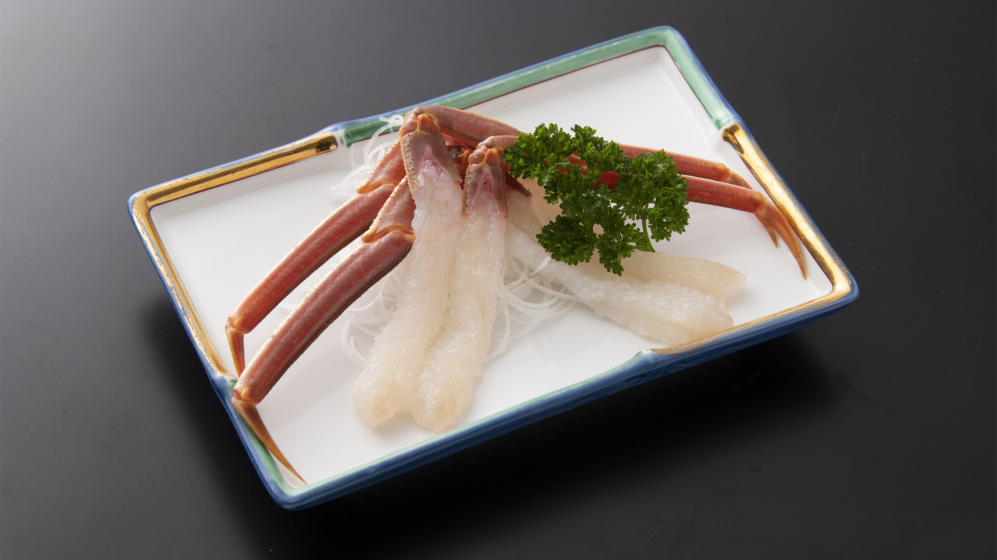 ・【夕食一例】とろりとなめらか。口の中で甘みが広がるみずみずしい「カニ刺し」