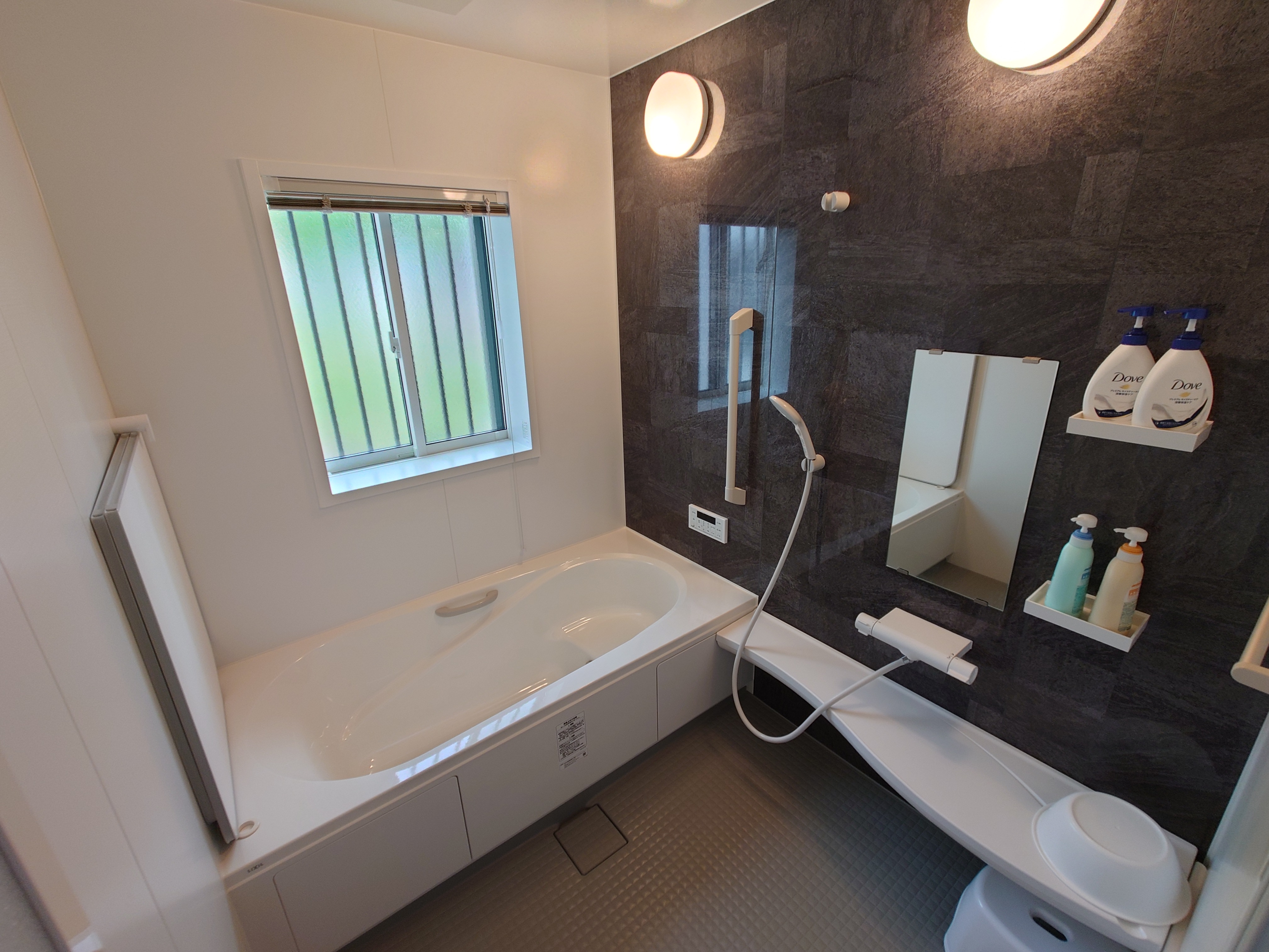 ゆったりクリーンなシステムバス