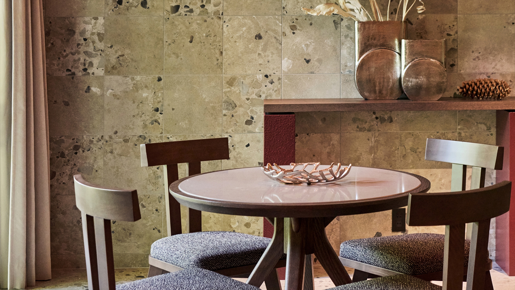 グランディスイート