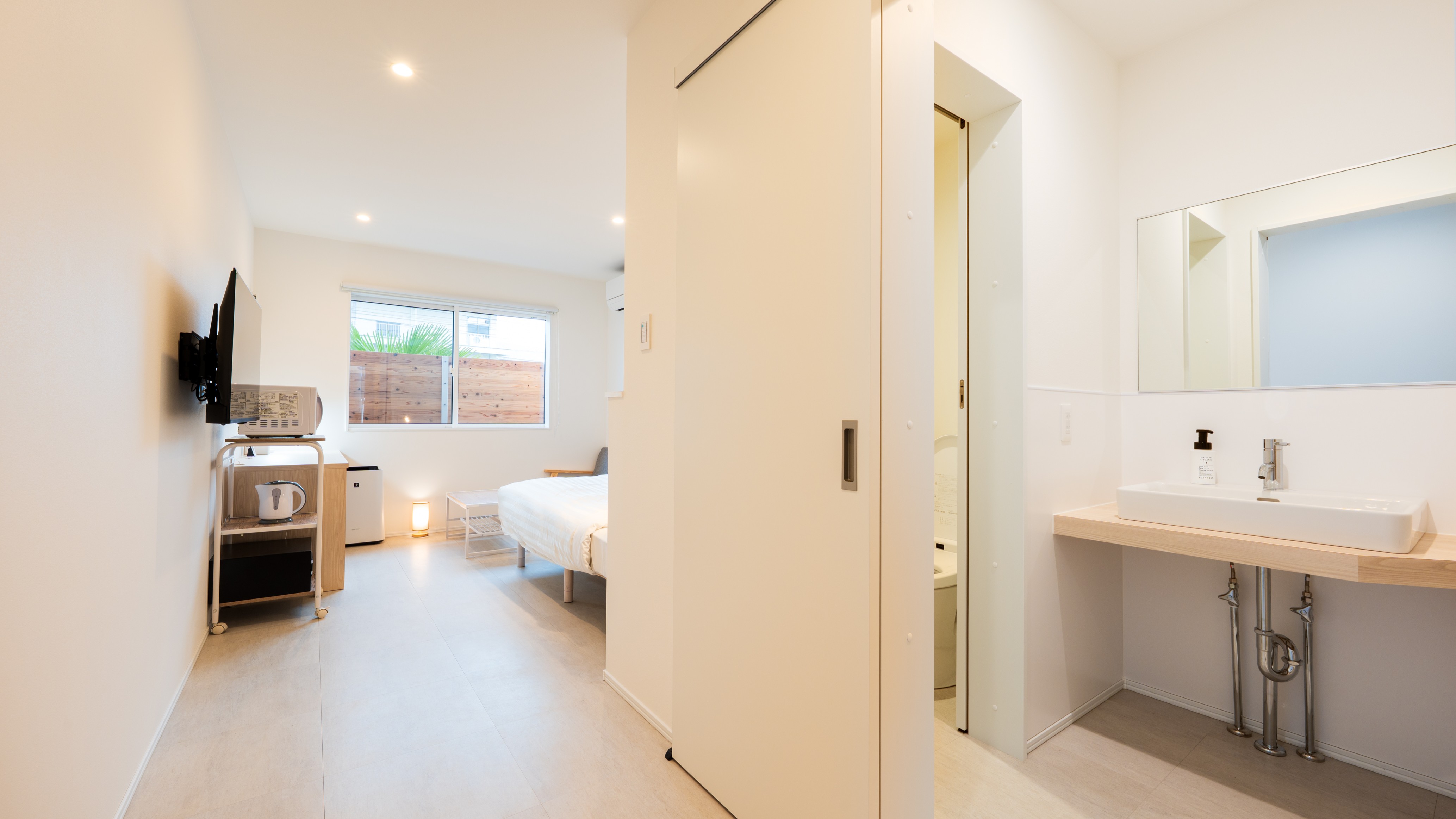 ダブルルーム《離れ／禁煙》