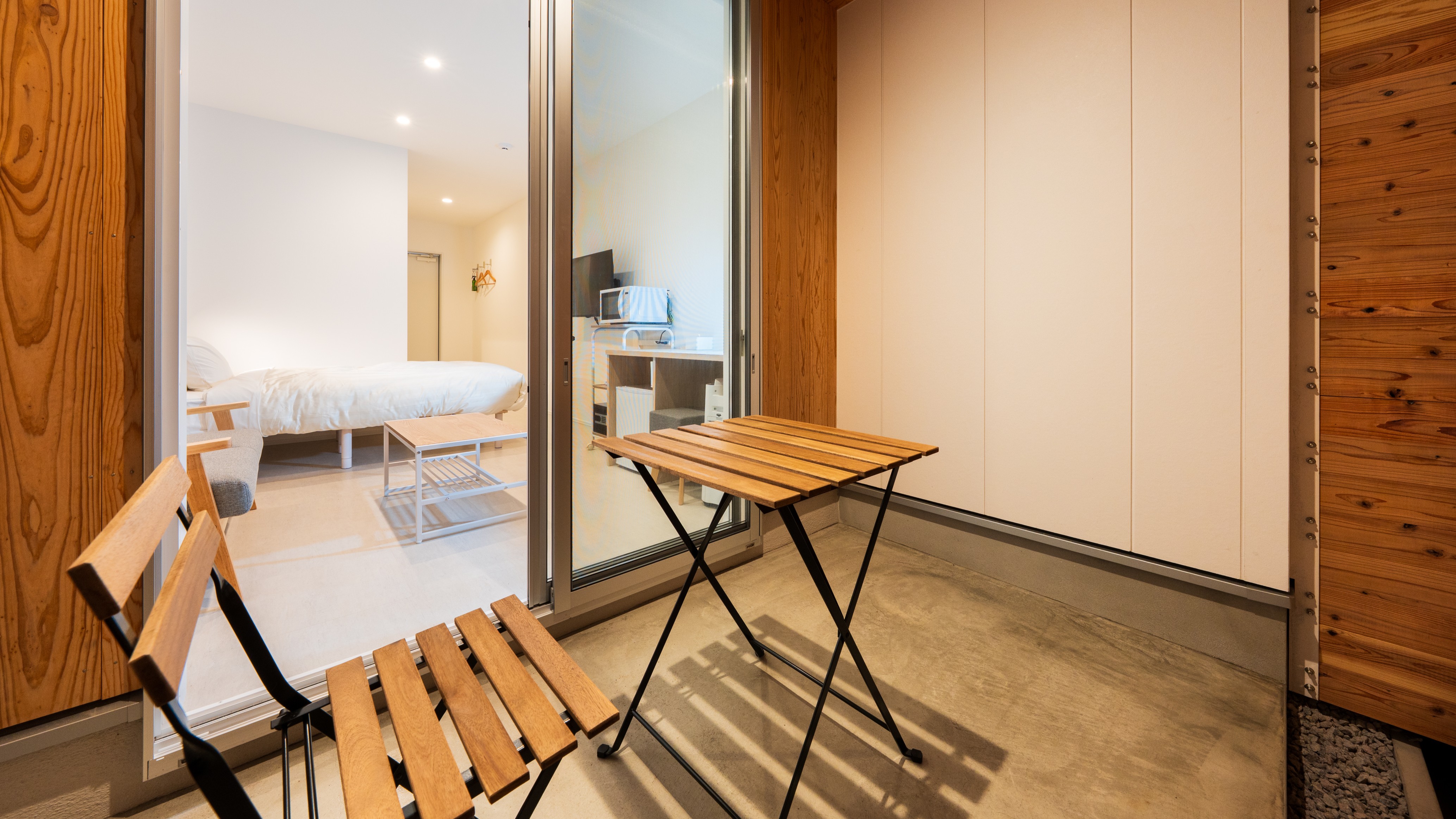 セミダブルルーム《離れ／テラス付／禁煙》