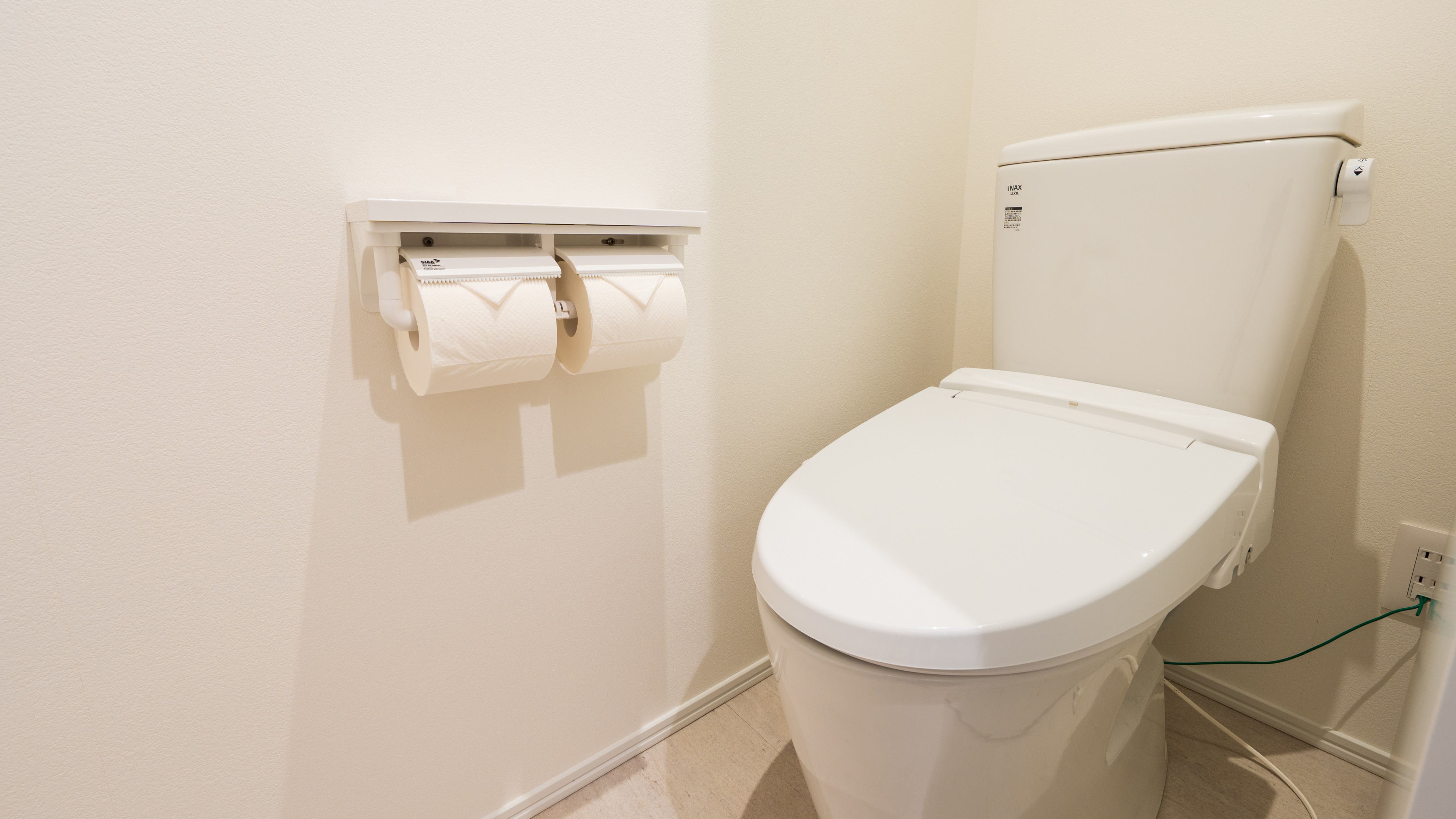 ダブルルーム《トイレ》