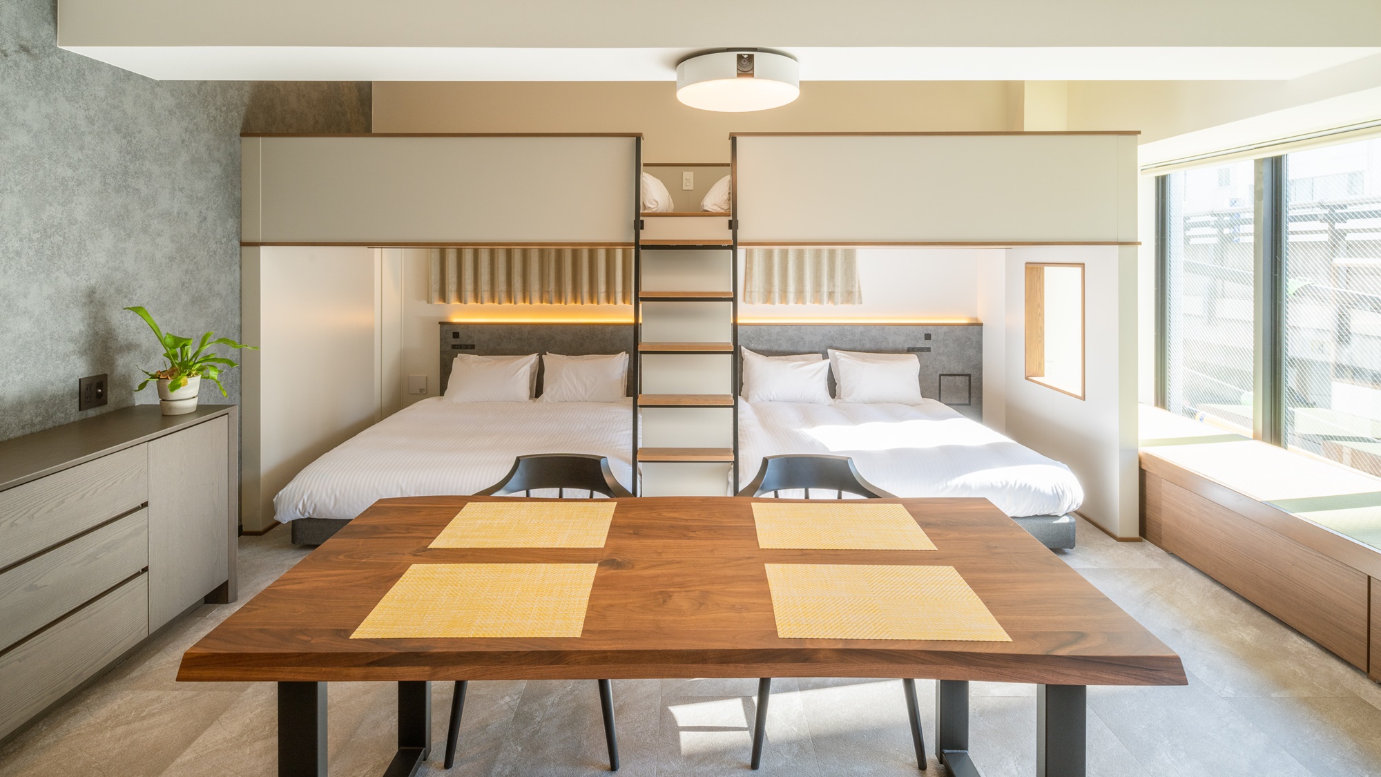 プレミアムバンク