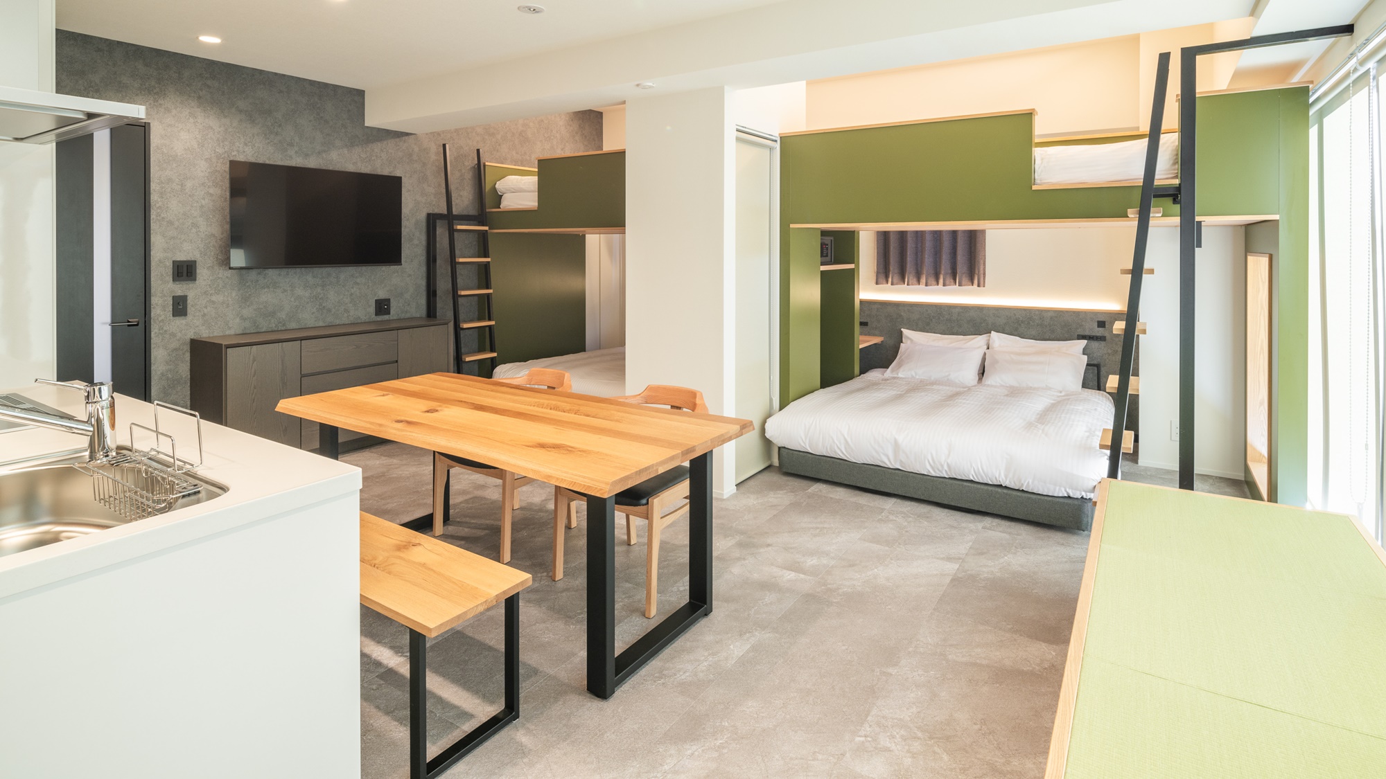 プレミアムバンク