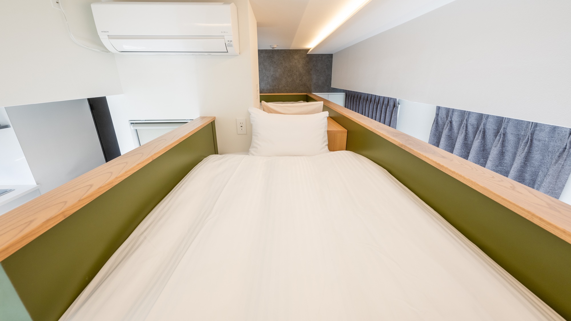 バンクベッド　上段