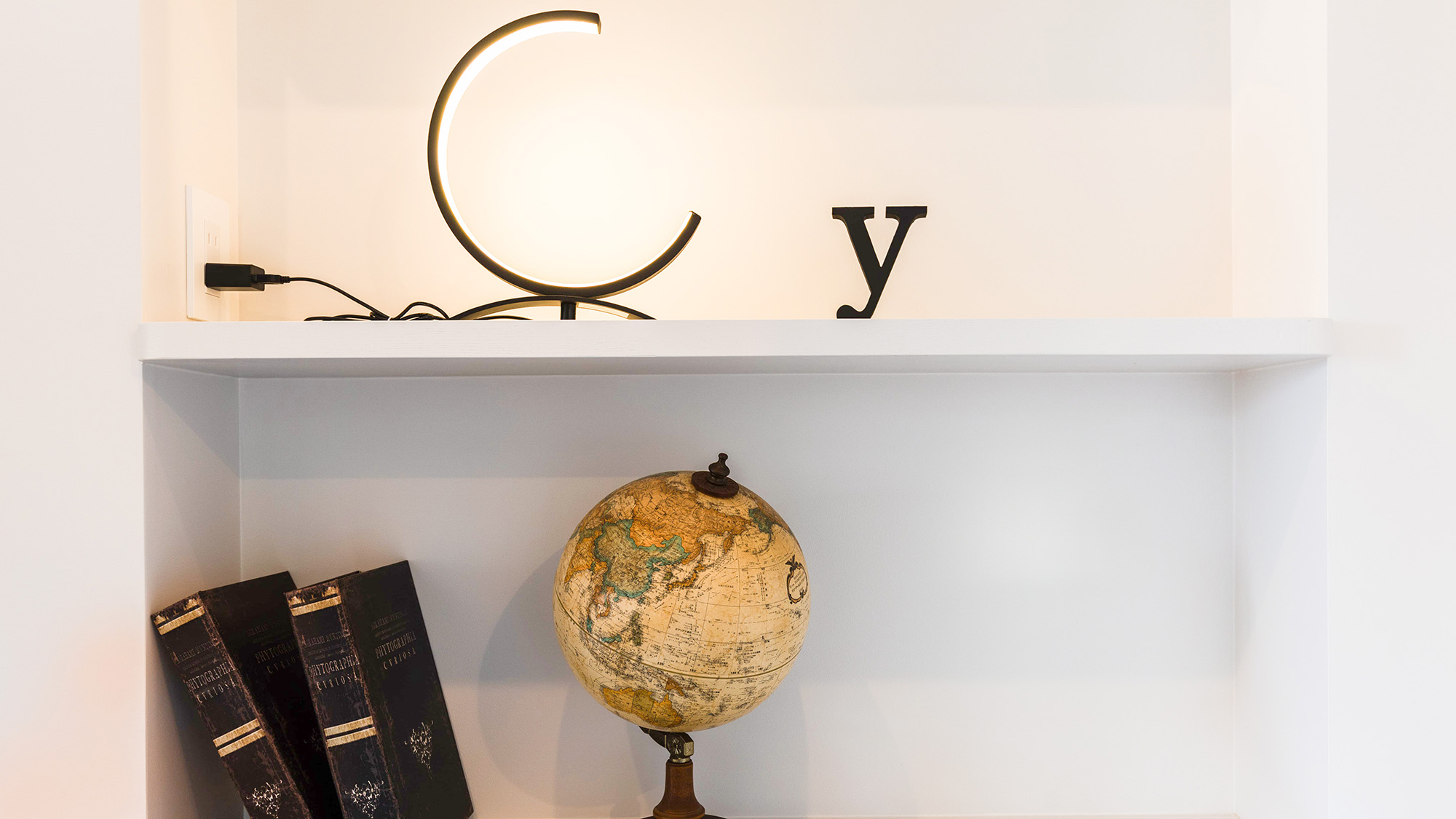 ・【内観】デザイン性のあるインテリアもご宿泊の際にお楽しみください